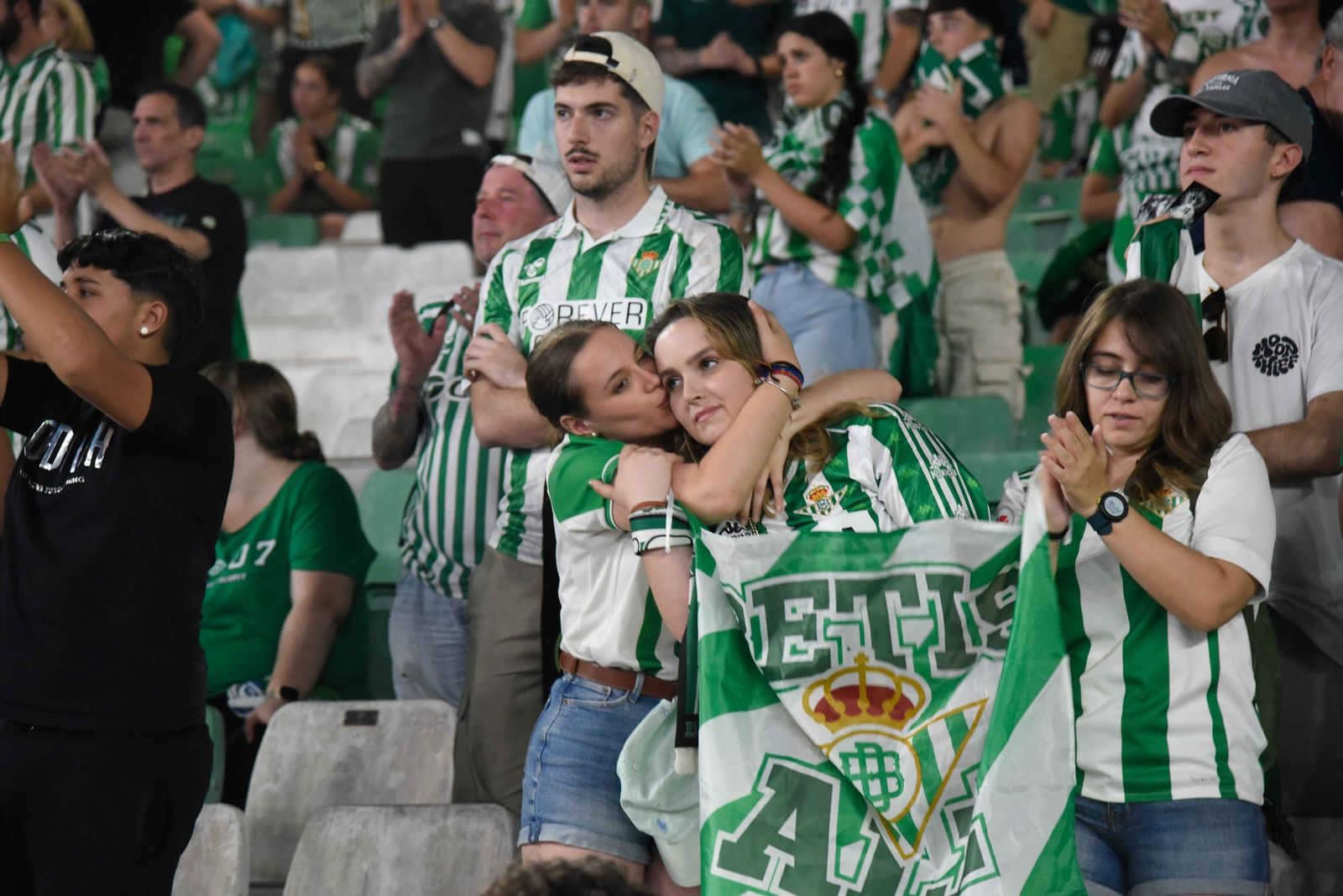 Decepción en el Estadio Benito Villamarín