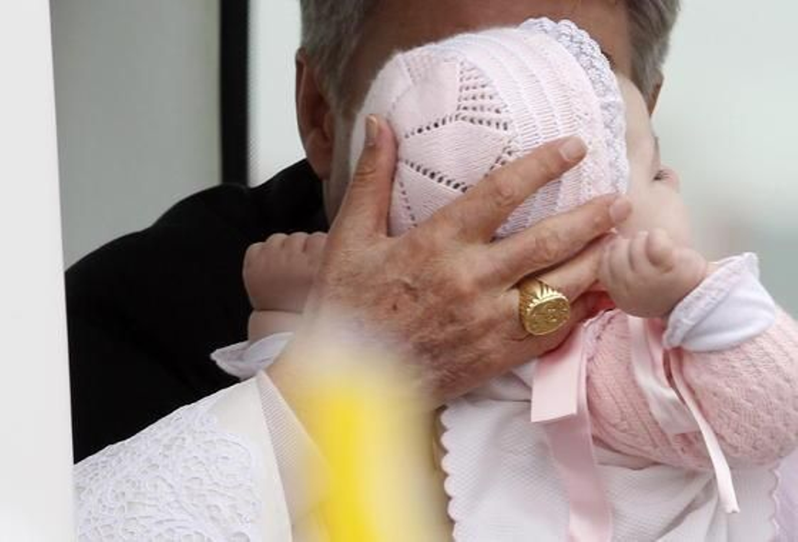 El papa Benedicto XVI realizó su primera parada en España en Santiago de Compostela. 

Foto: EFE