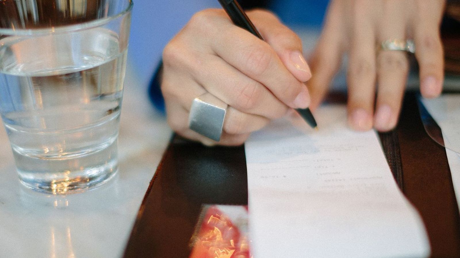 Facua alerta de una  nueva estafa con 'tickets fake'