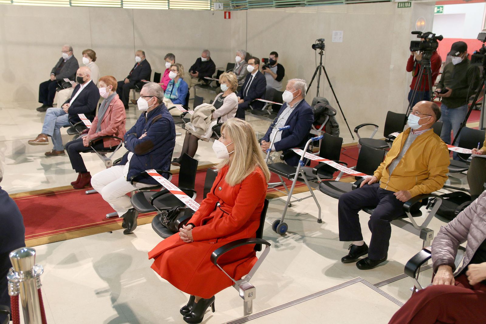 Fotogalería Escudo de Oro de la Ciudad al dermatólogo Ramón Fernández-Miranda