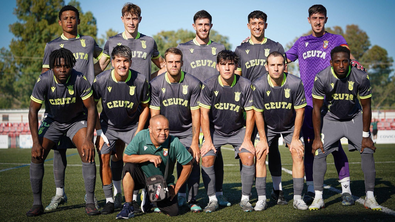 Once del Ceuta B en su amistoso ante el San Pedro que ganó 1-3.