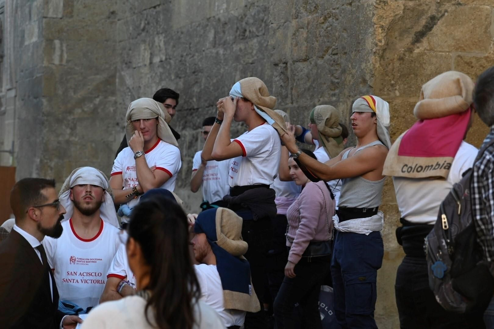 La procesión de San Acisclo y Santa Victoria en Córdoba, en imágenes