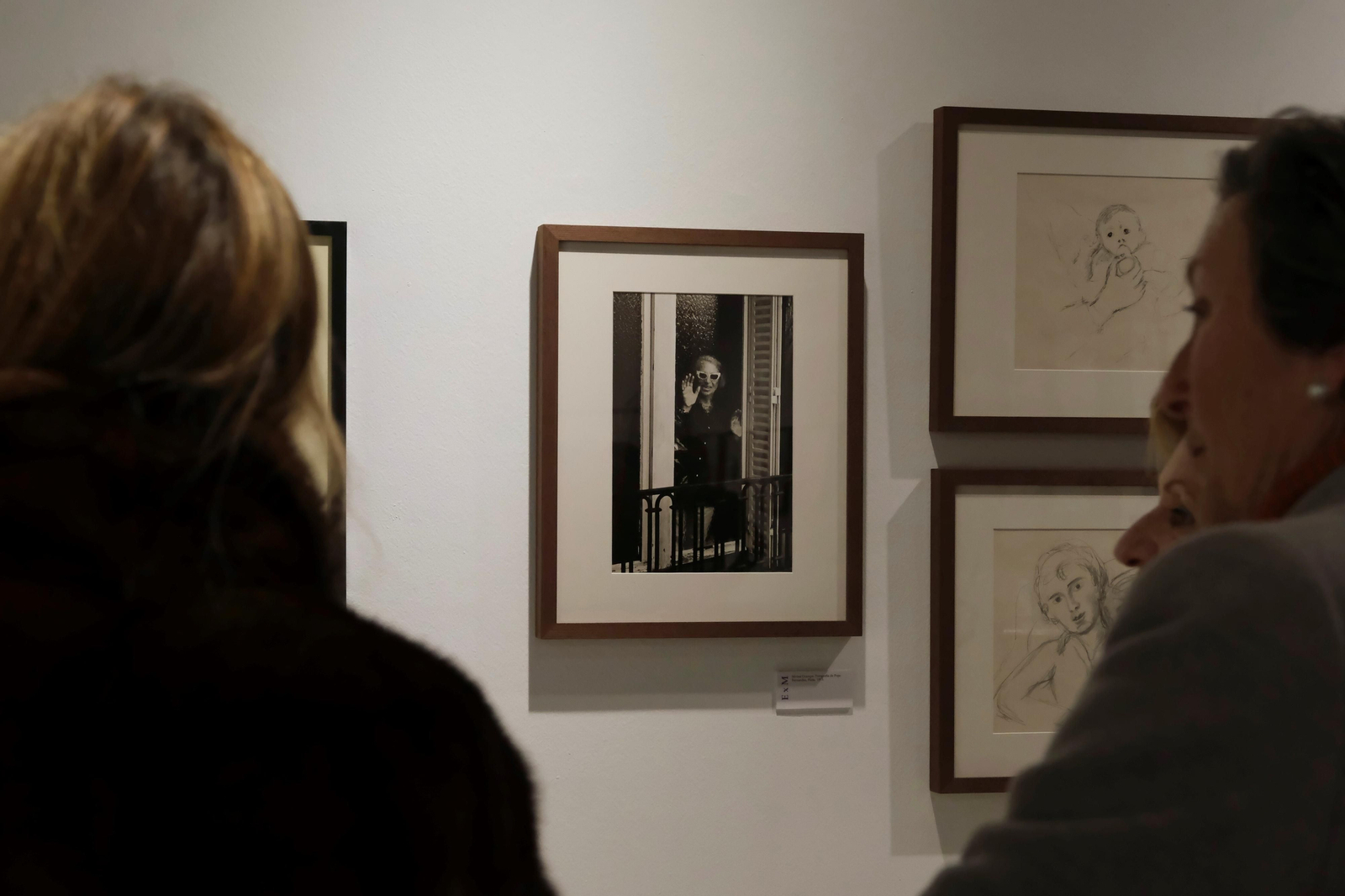 La exposición 'Escrito por mujeres. Escritoras del Siglo XX en español' de Cajasol, en imágenes