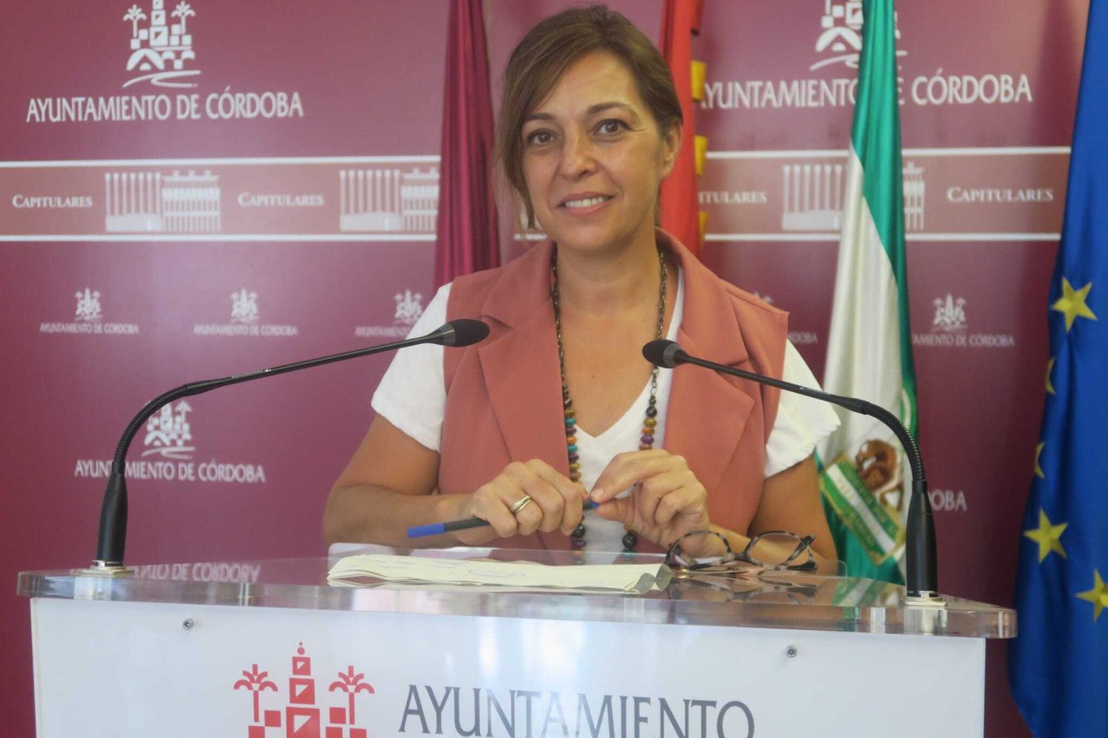 Isabel Ambrosio en rueda de prensa.