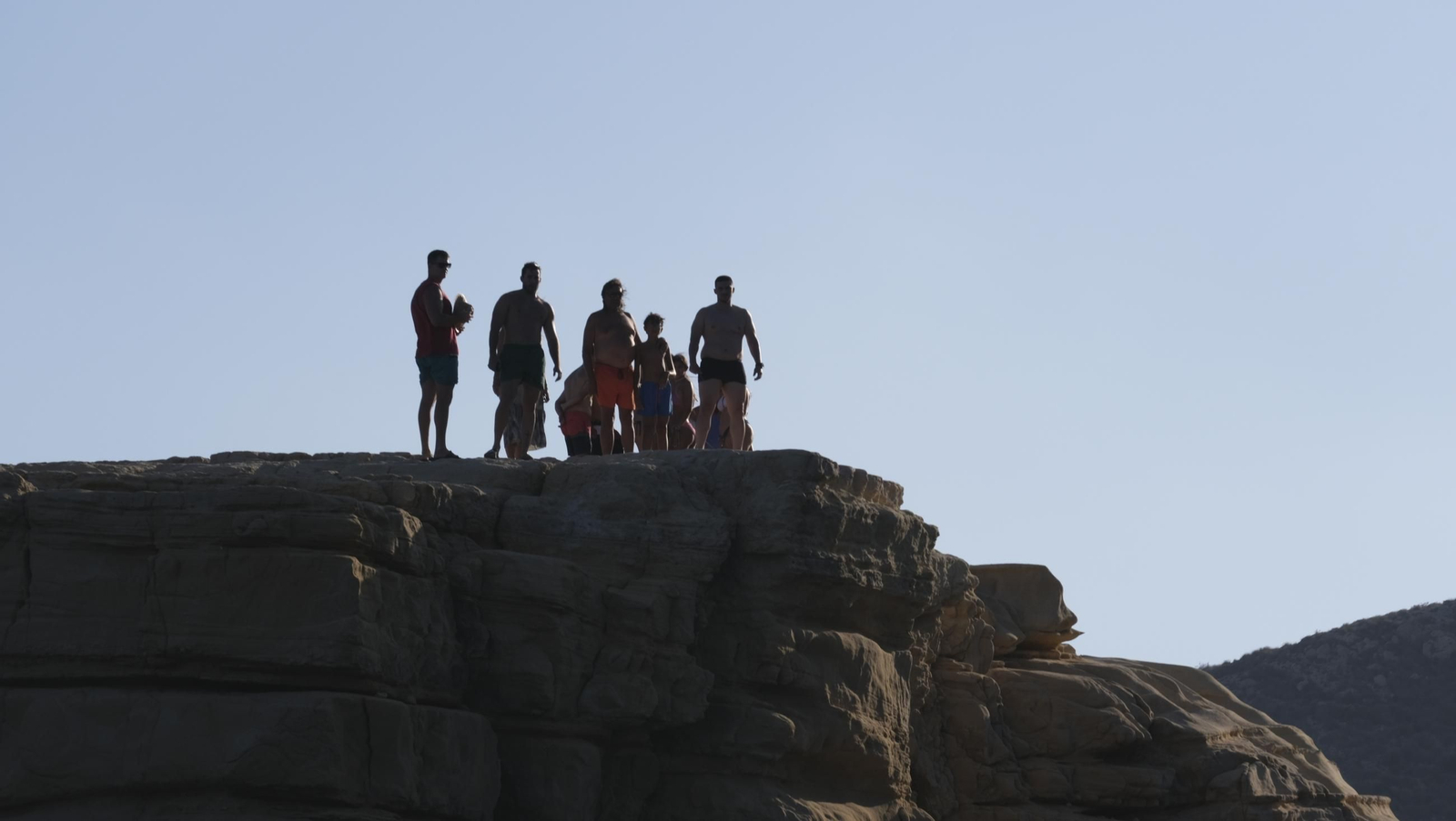 Una jornada con el servicio marítimo de la Policía Local de Níjar, en imágenes