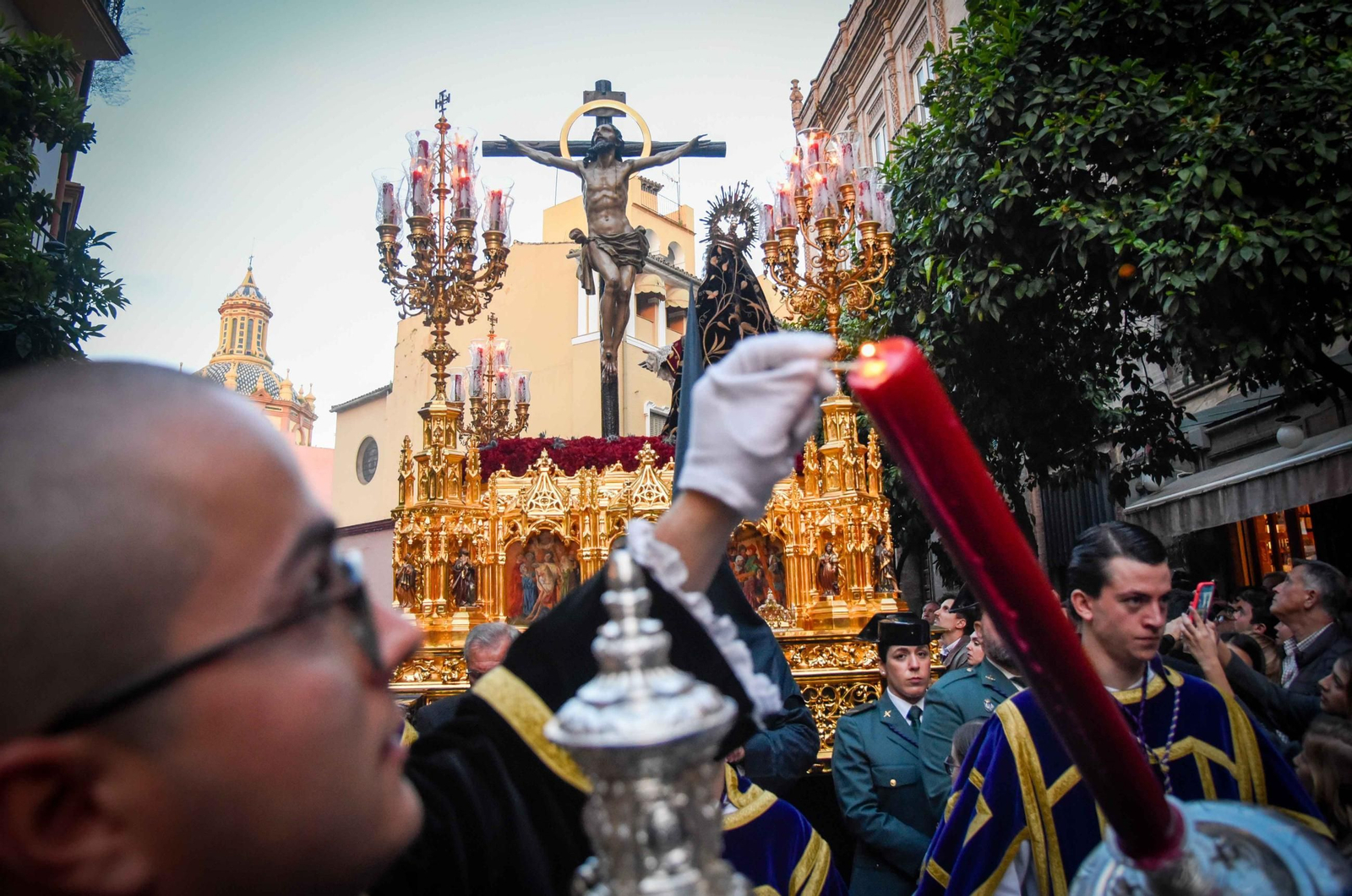 La Hermandad de Santa Cruz en la Semana Santa de Sevilla 2025