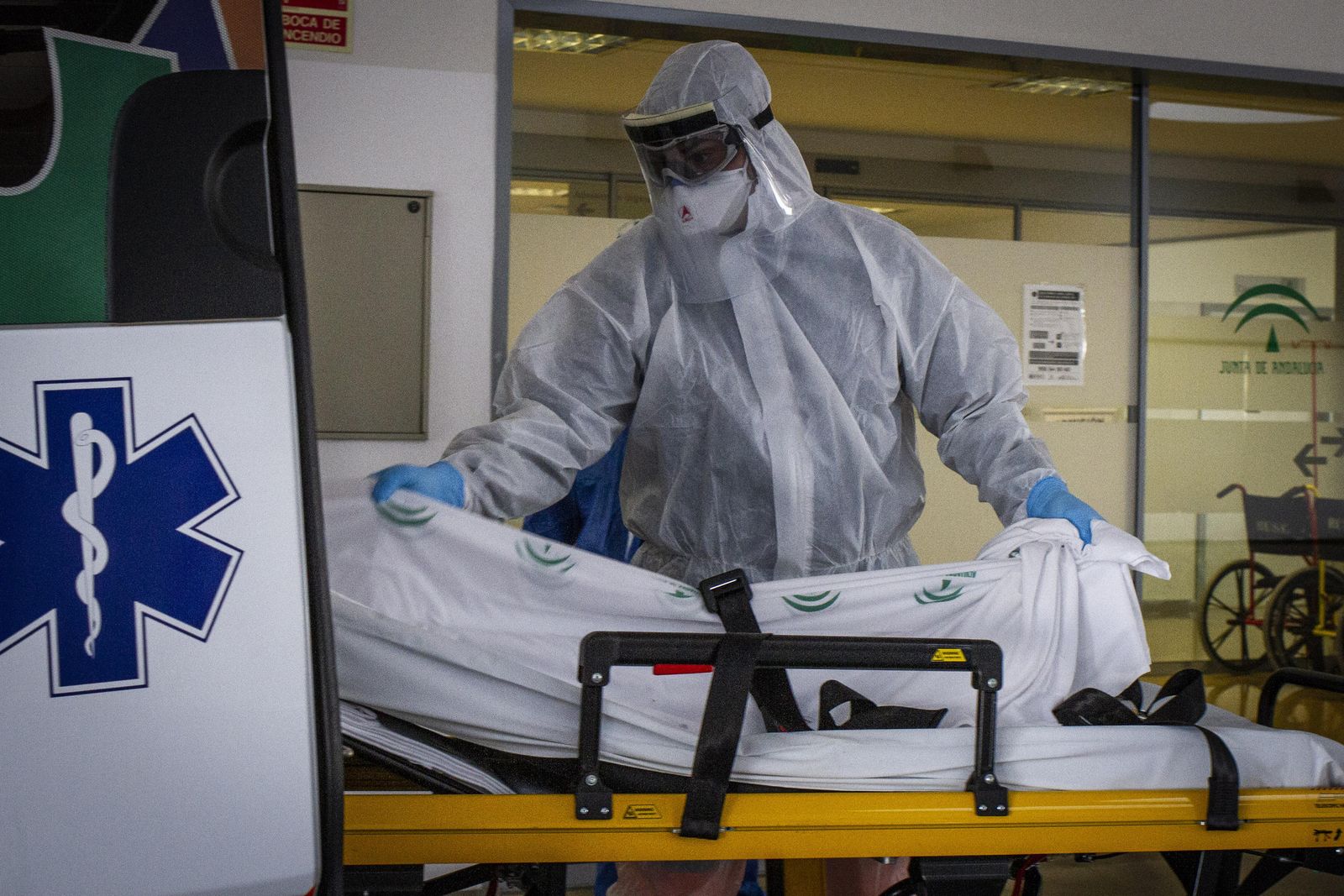 Un change.org desde Granada: que los políticos se bajen el sueldo un 20% para la lucha contra el coronavirus