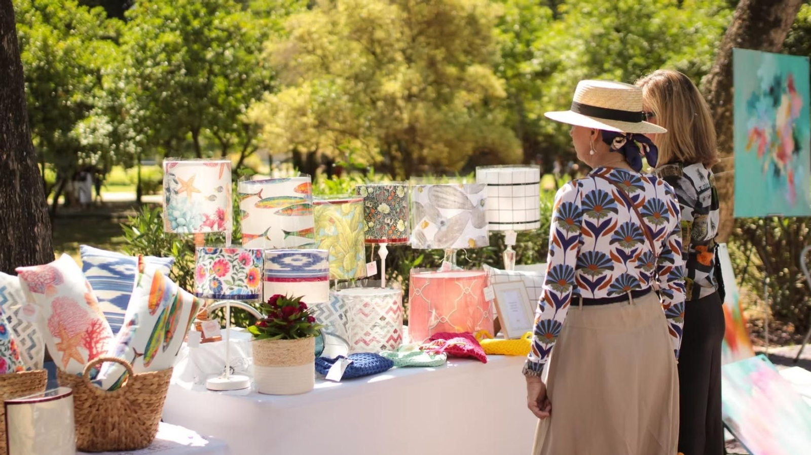 Lámparas en Unique Market Solidario
