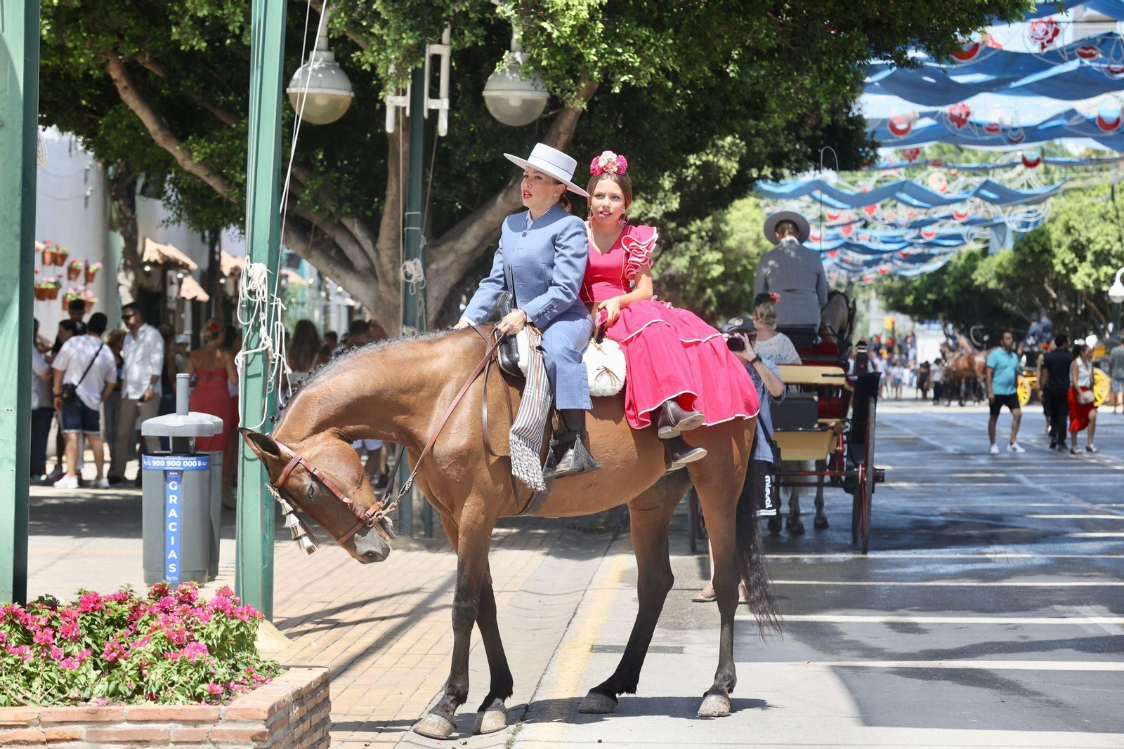 Todas las fotos del segundo día de feria, en el Real