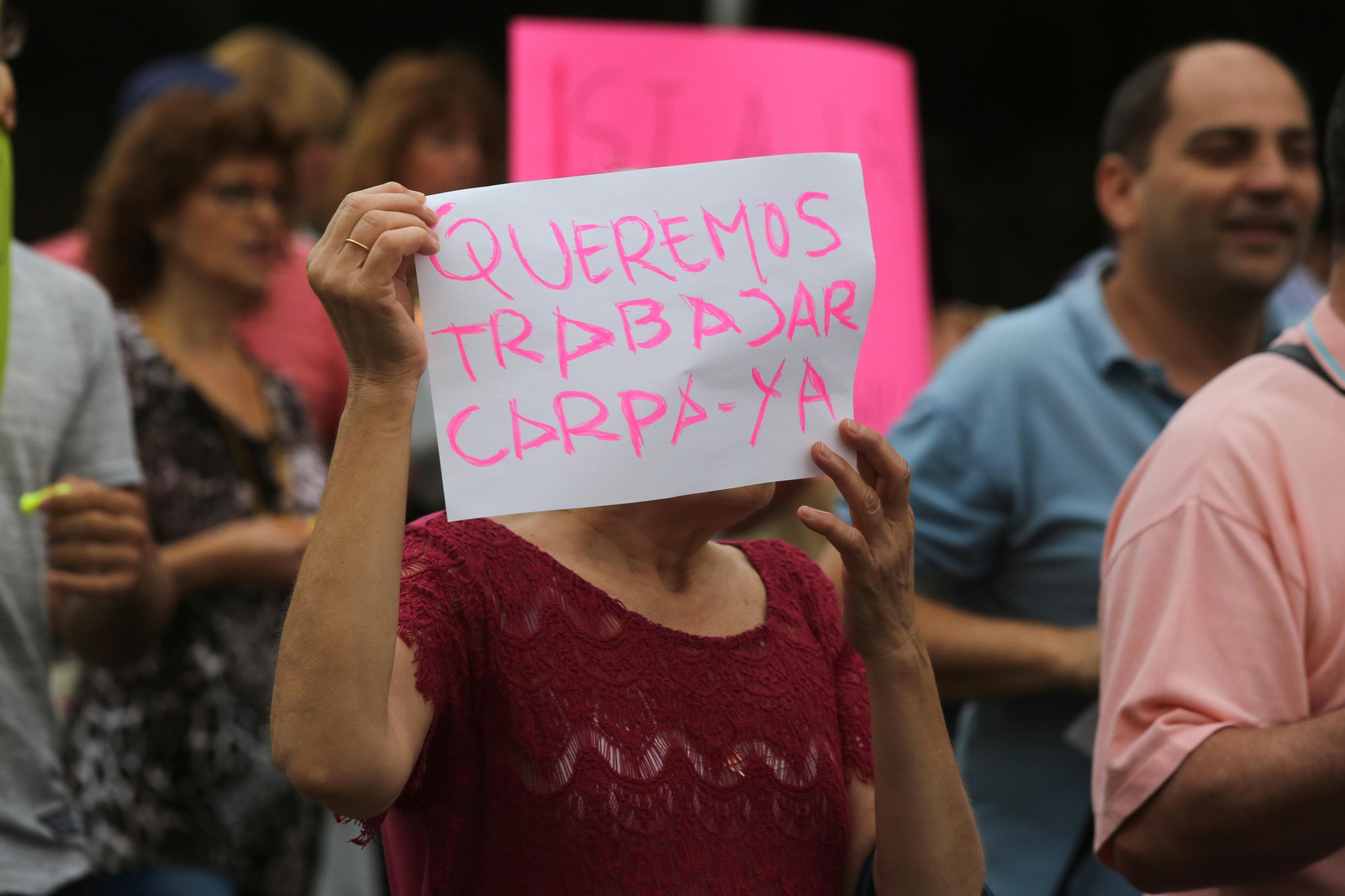 Más imágenes de la protesta de los minoristas del mercado de San Sebastián