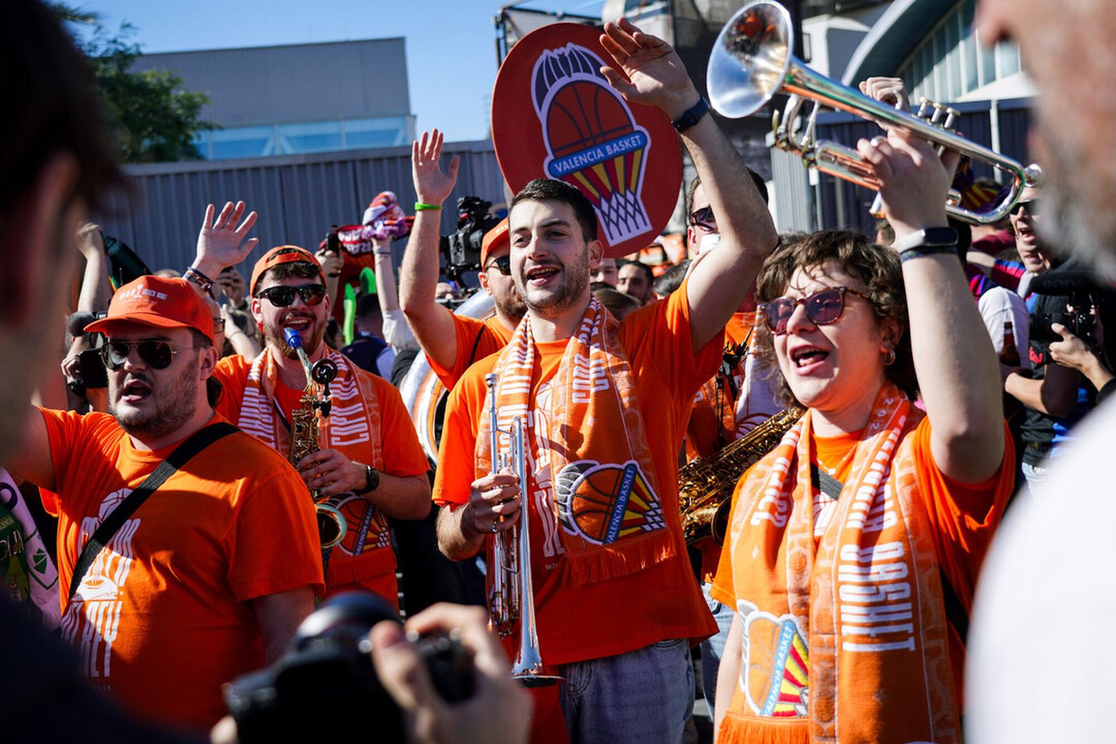 Las fotos del encuentro de aficiones de la Copa del Rey de Valencia
