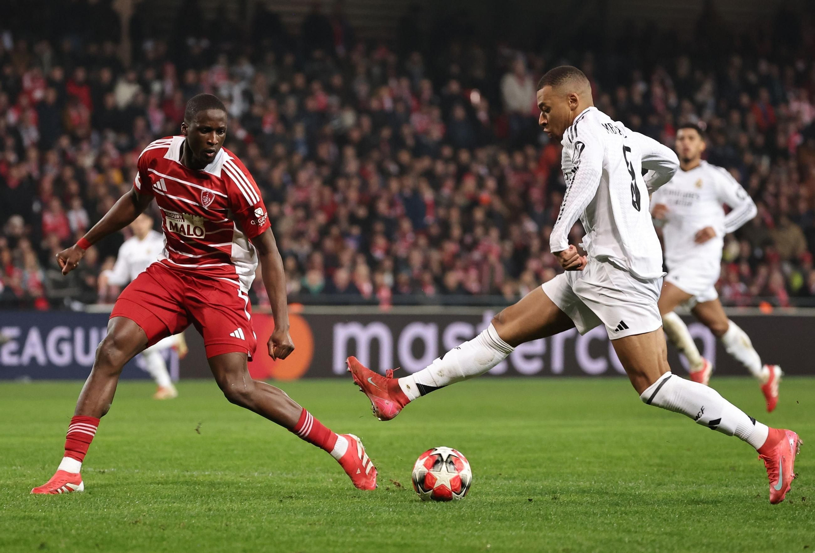 Las fotos del Brest - Real Madrid