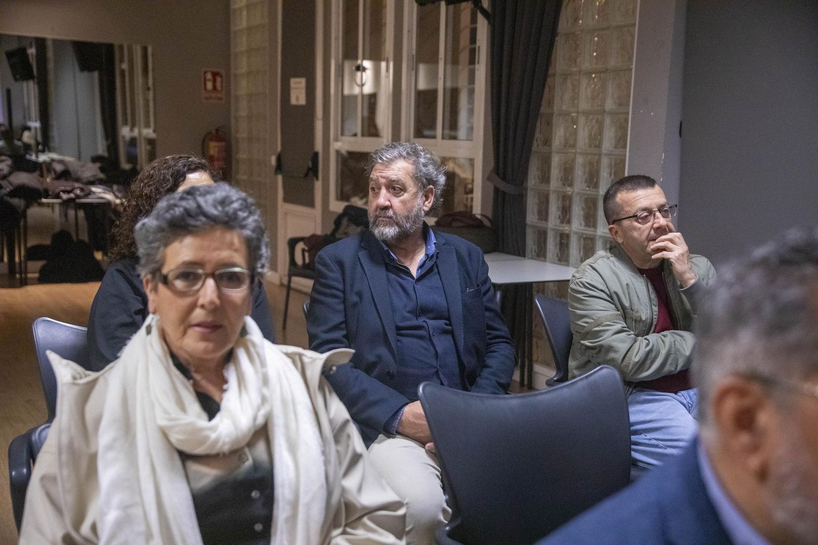 La Plataforma de Acción Feminista en Almería rinde homenaje a las mujeres de la Desbandá con su II Premio ‘Posidonia’ a Loli Sierra, vicepresidenta de la Asociación Memorialista de la Desbandá, en imágenes