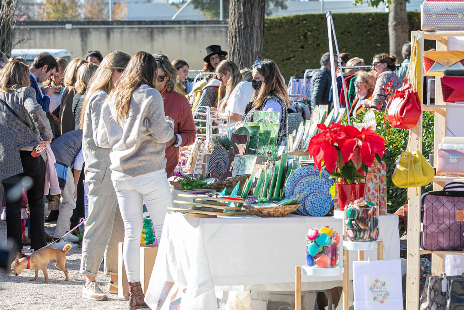 El mercadillo del pasado año se desarrolló entre un gran ambiente.