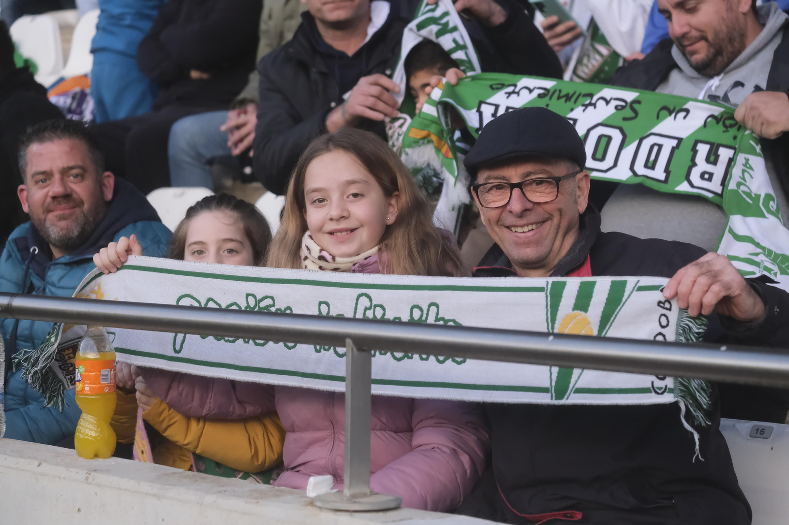 Córdoba CF - Real Madrid Castilla: Las fotos del ambiente en El Arcángel Córdoba CF - Real Madrid Castilla: Las fotos del ambiente en El Arcángel