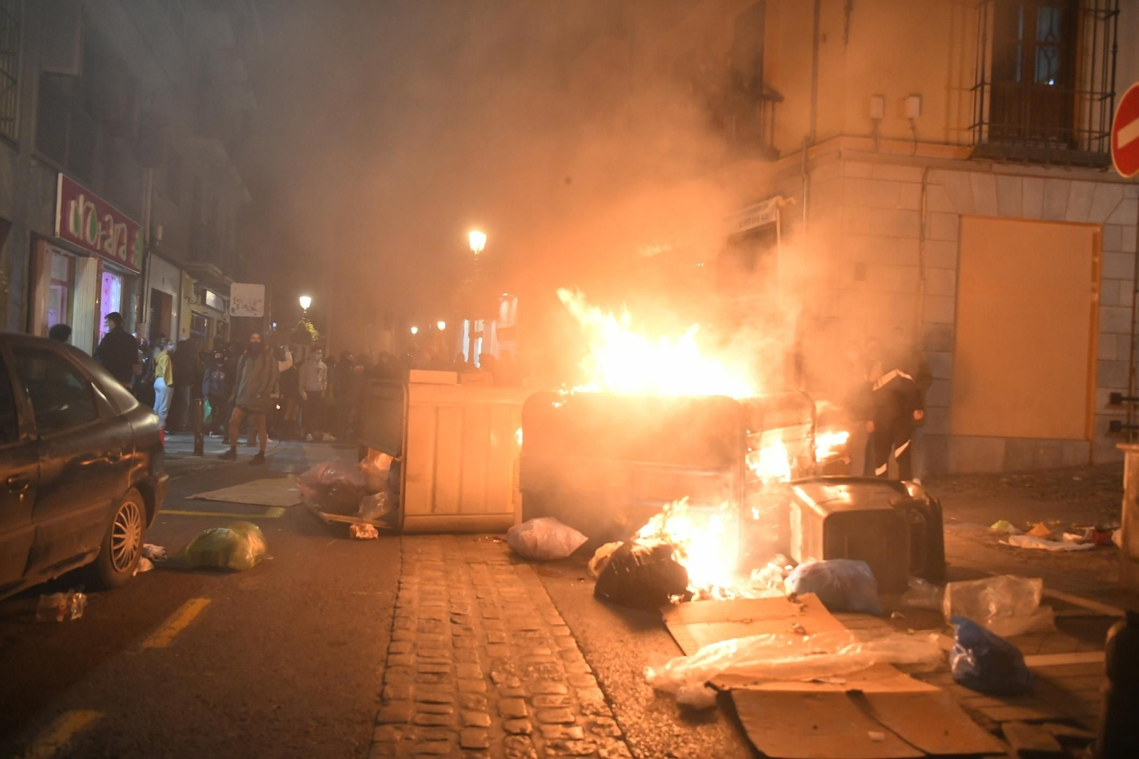 Fotos: Altercados y disturbios por la manifestación de Pablo Hasél en Granada