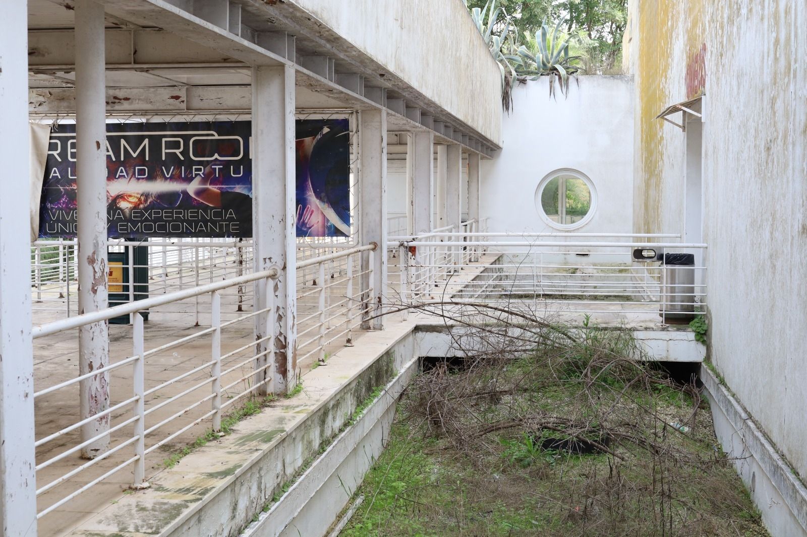 El mal estado del Pabellón de España de la Expo 92