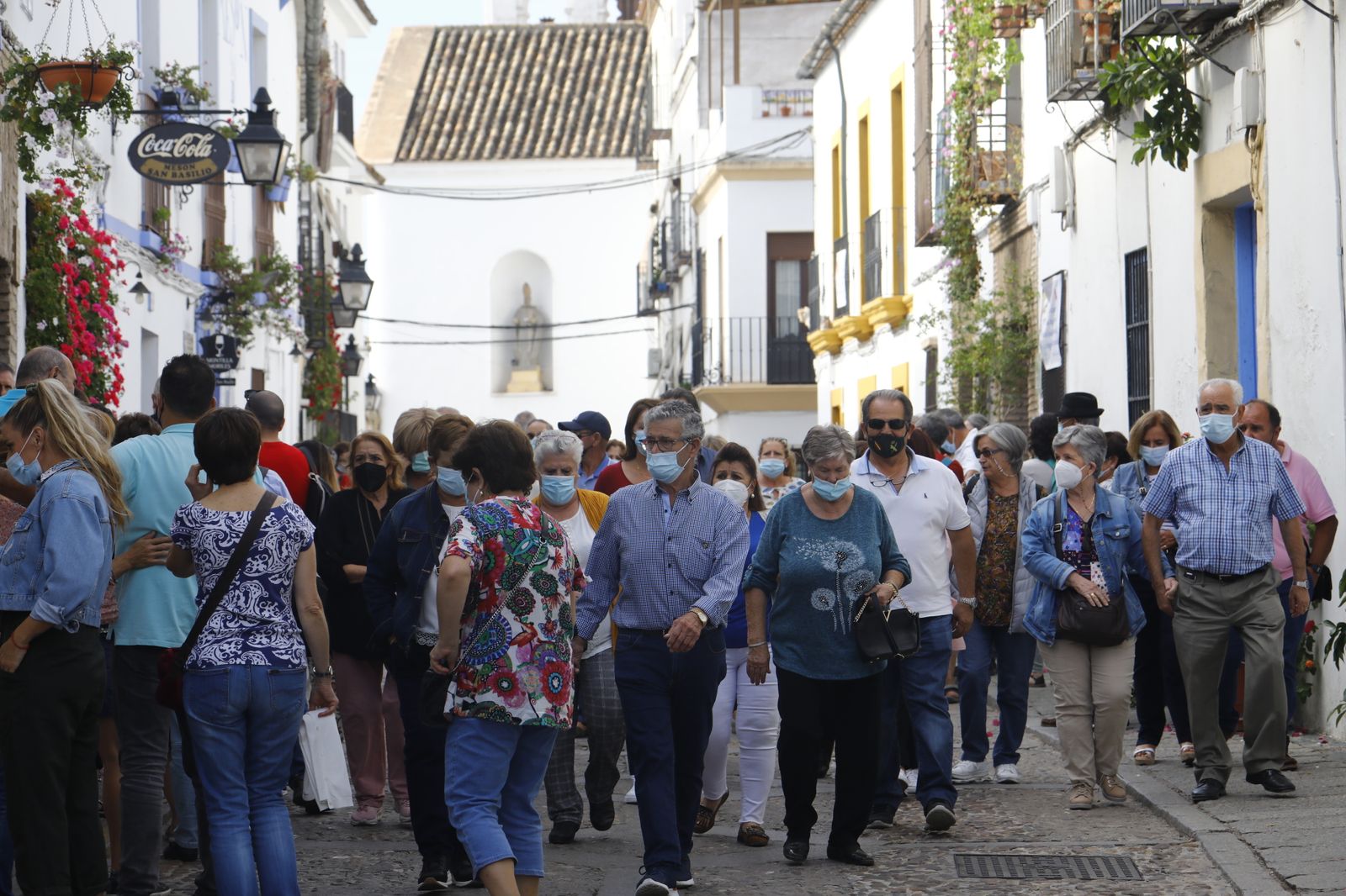 Las fotografías del primer día de apertura de los Patios de Córdoba en otoño
