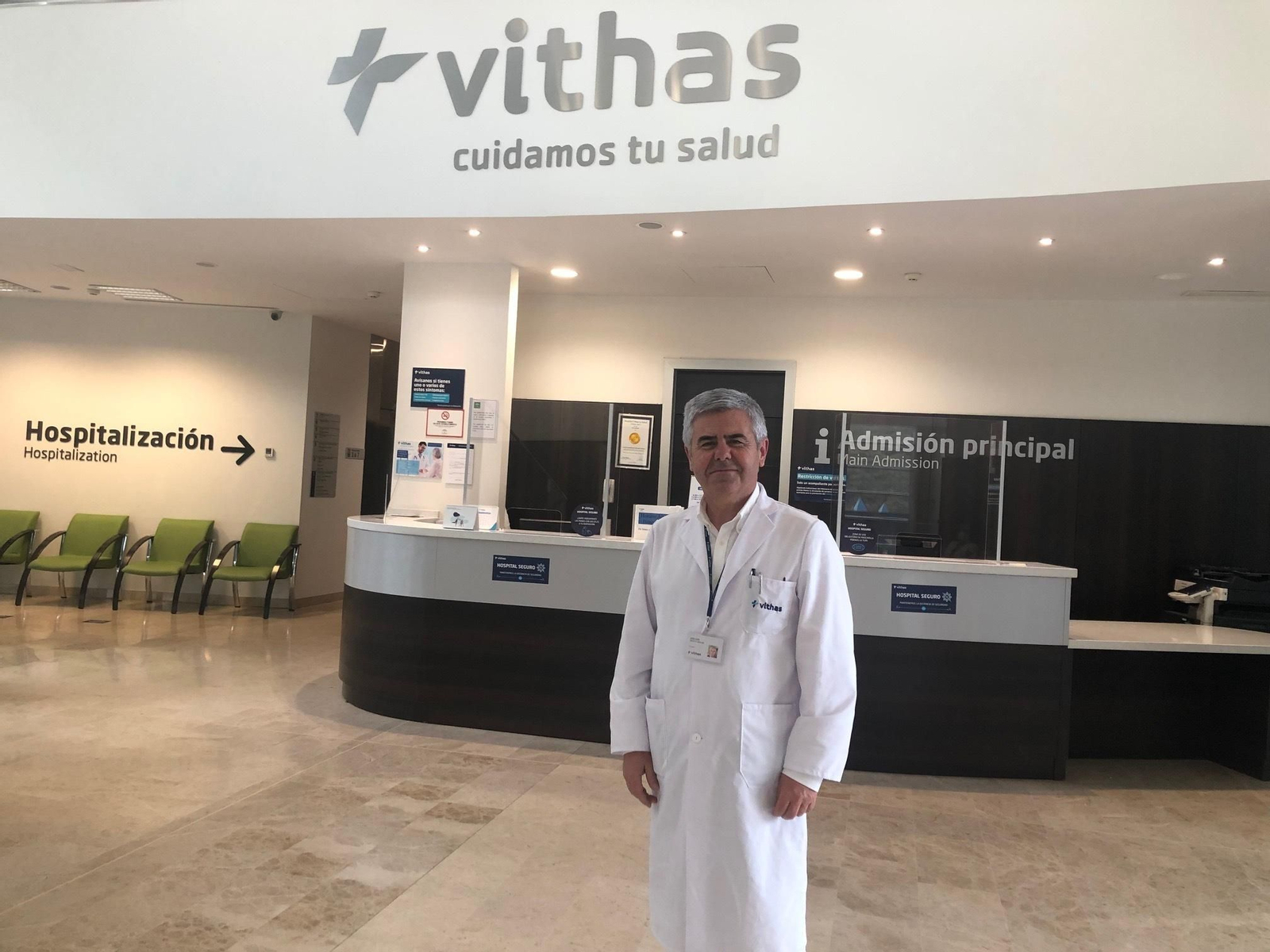 El doctor José Luis Salcedo, nuevo gerente de Vithas Granada