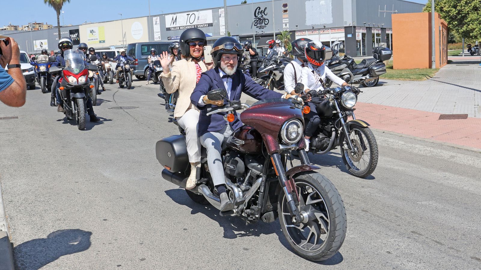 Búscate en el evento motero solidario "The Distinguished Gentleman´s Ride" en Jerez