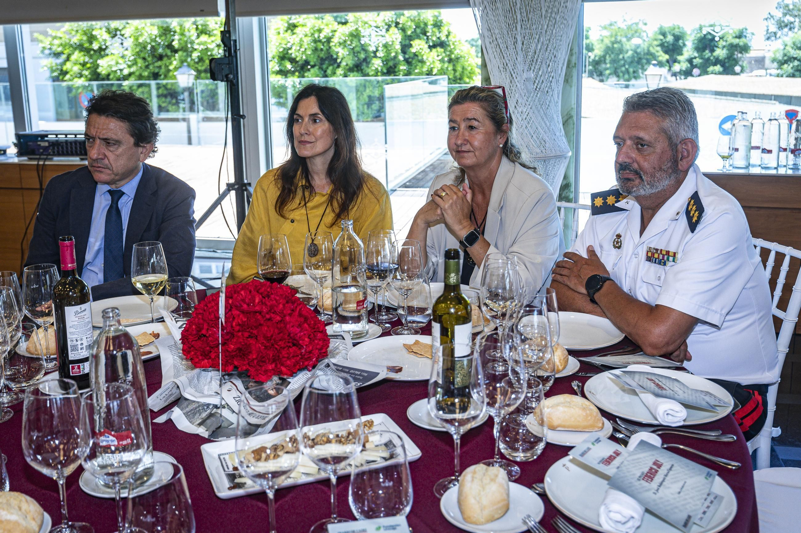 Asistentes a la entrega del IX Premio Federico Joly a José Bohórquez
