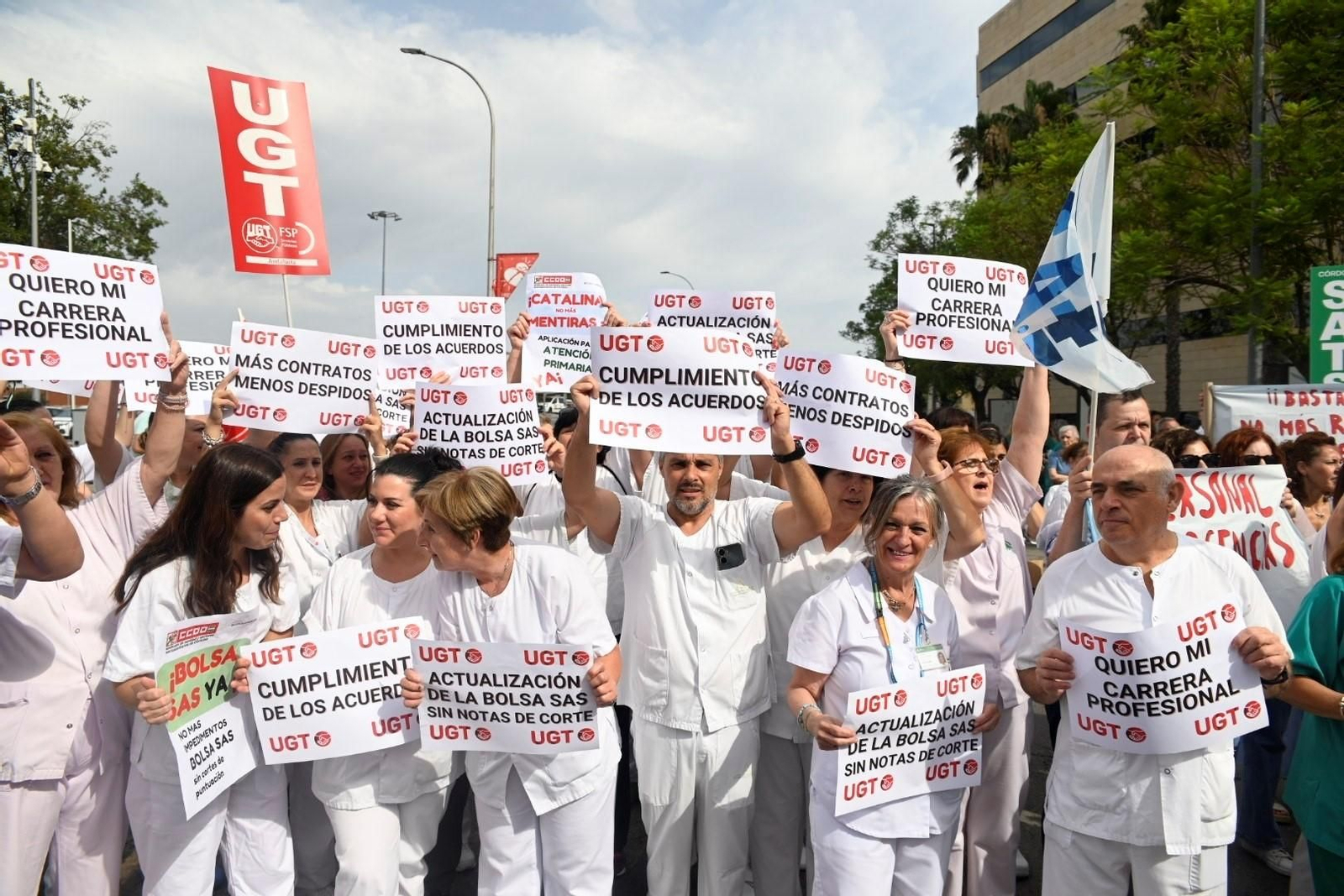 Las imágenes de la protesta de los sanitarios de Córdoba