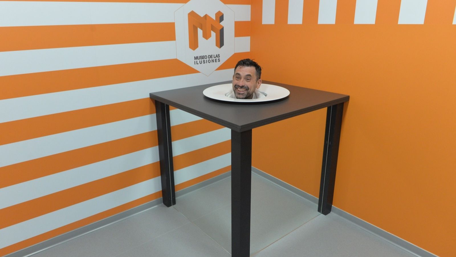 Una de las exhibiciones presentes en el Museo de las Ilusiones.