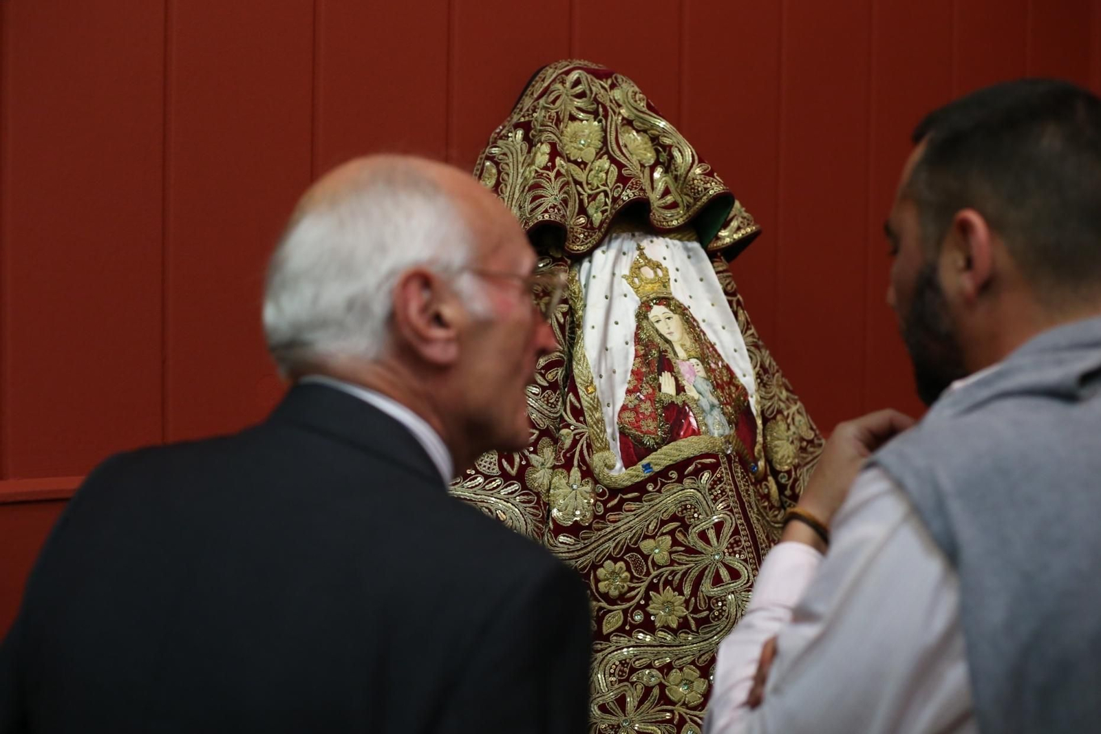 Las imágenes de la exposición de la Hermandad de Valme