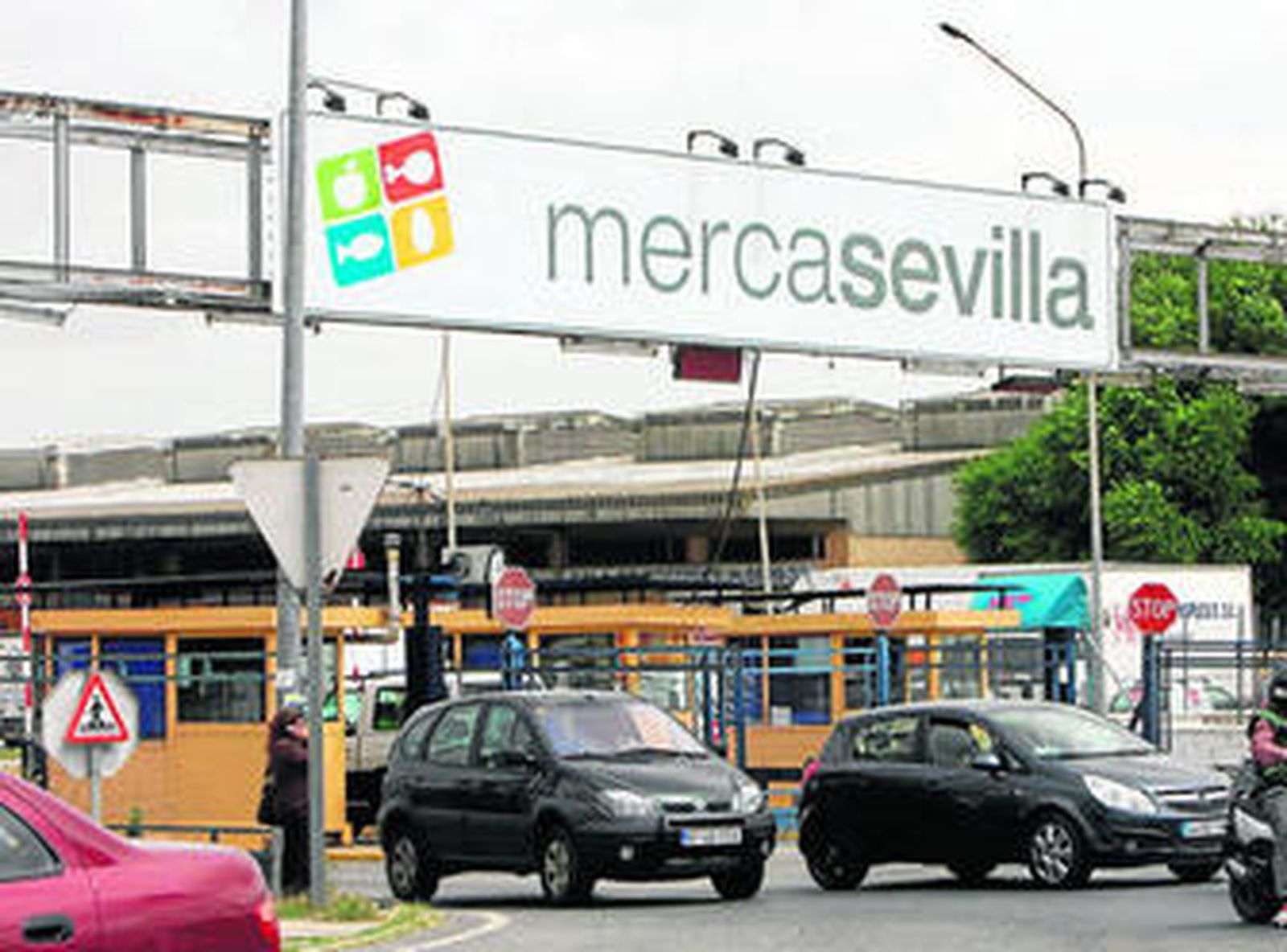 La entrada principal a las instalaciones de Mercasevilla.