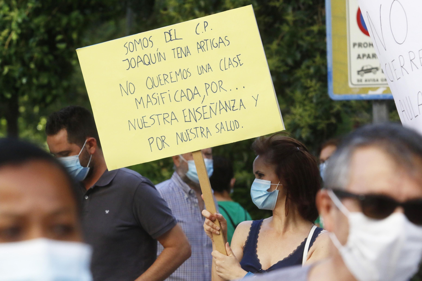 Las imágenes de la concentración contra el cierre de unidades en Córdoba