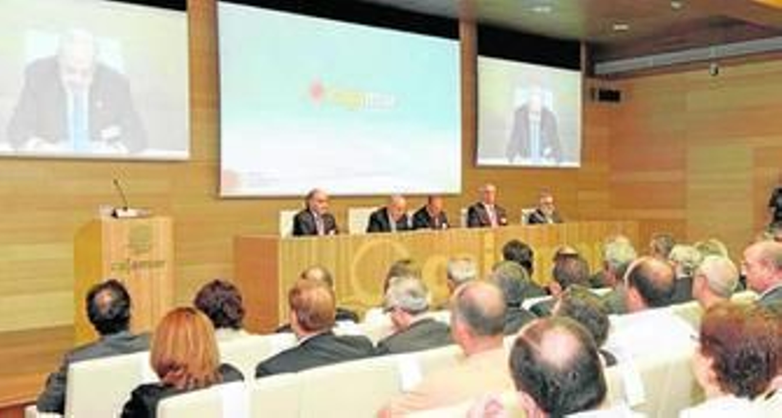 Asamblea general de Cajamar celebrada en junio de este año.