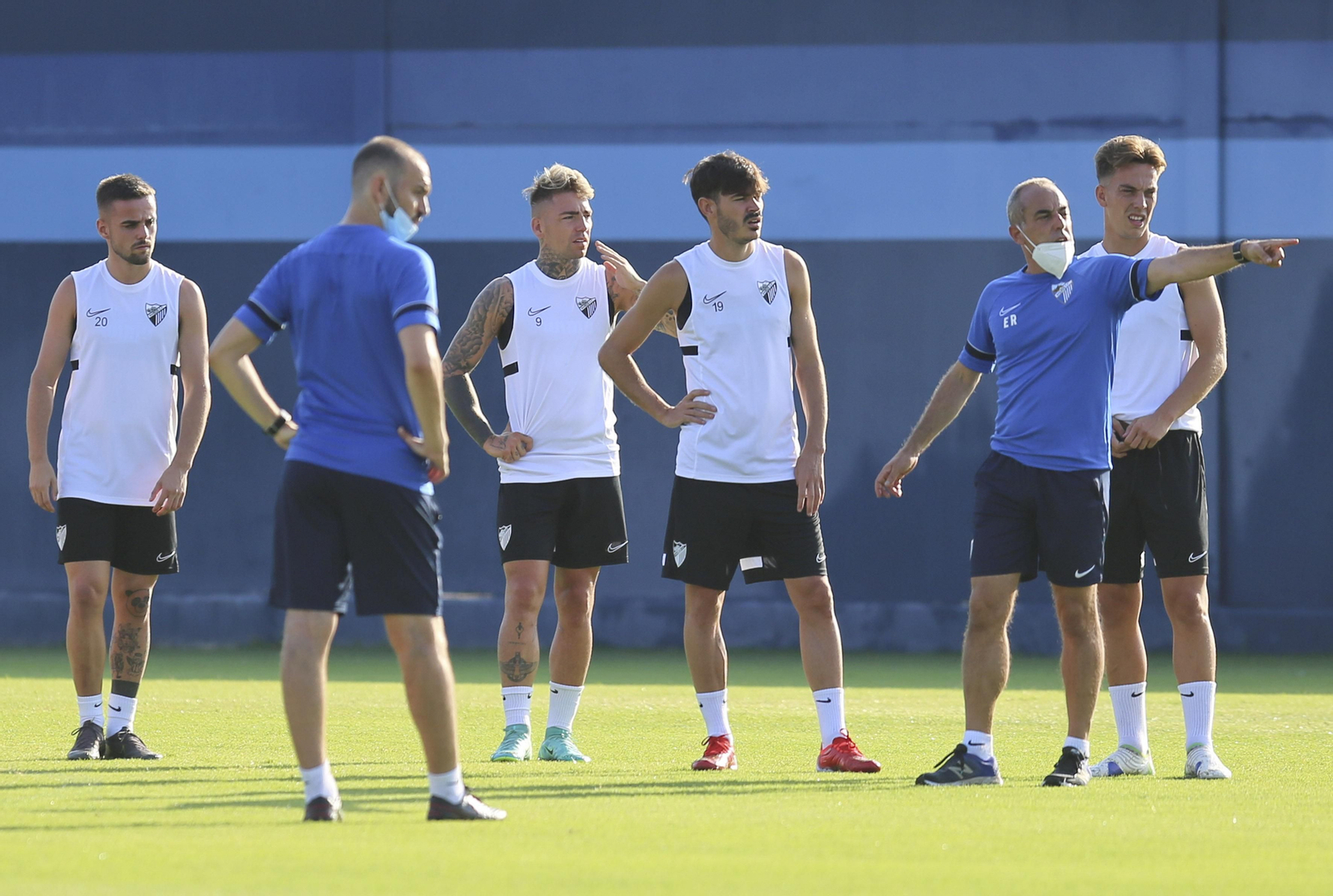 Las fotos del entrenamiento del Málaga CF antes de ir a Alhaurín Las fotos del entrenamiento del Málaga CF antes de ir a Alhaurín