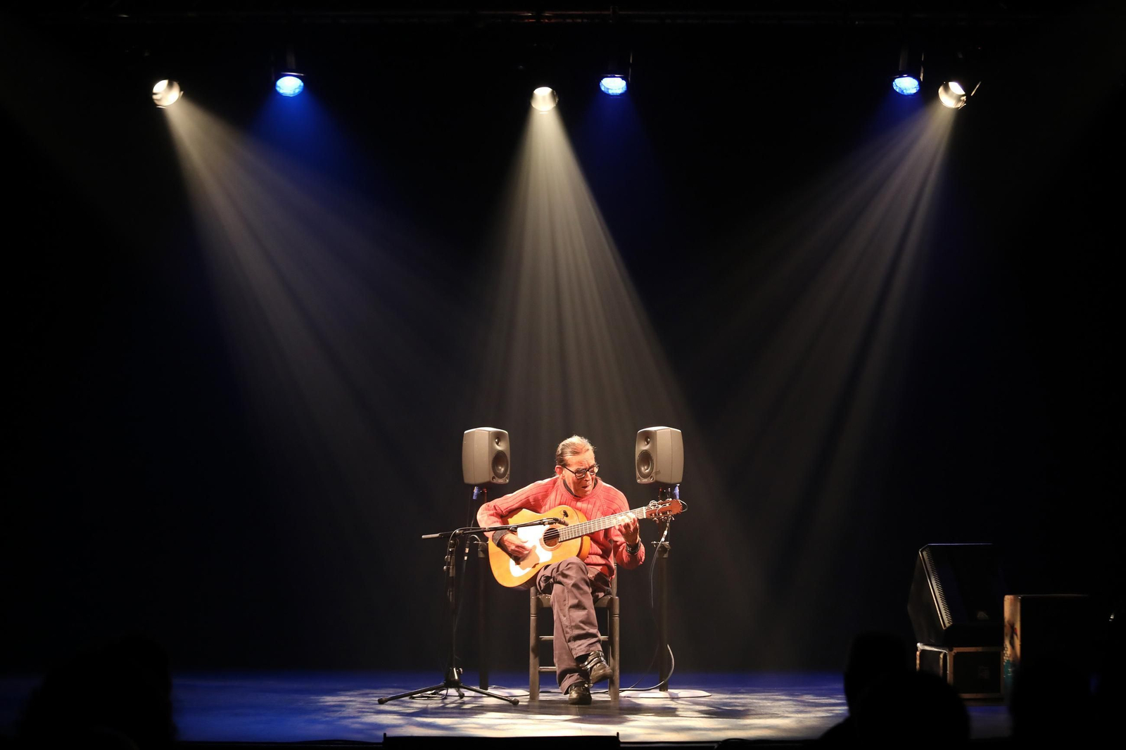 Imagen de archivo del guitarrista Diego de Morón durante una actuación en el Festival de Jerez.