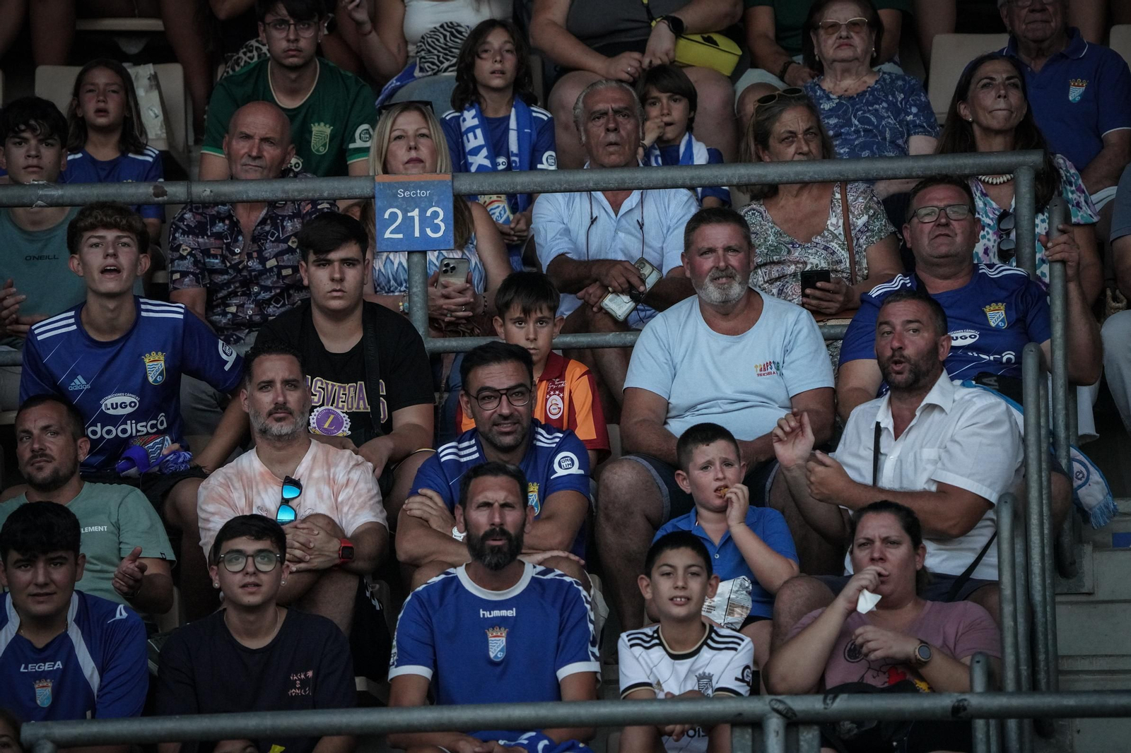 Búscate en el del partido del Xerez CD - UCAM