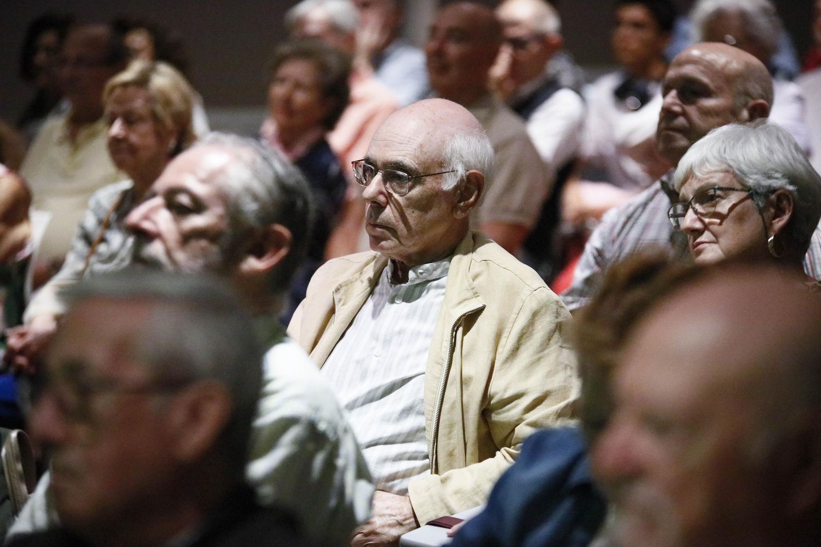 Las imágenes de las jornadas por la "XIX Semana Cultural" con Antonio Andrés en Almería