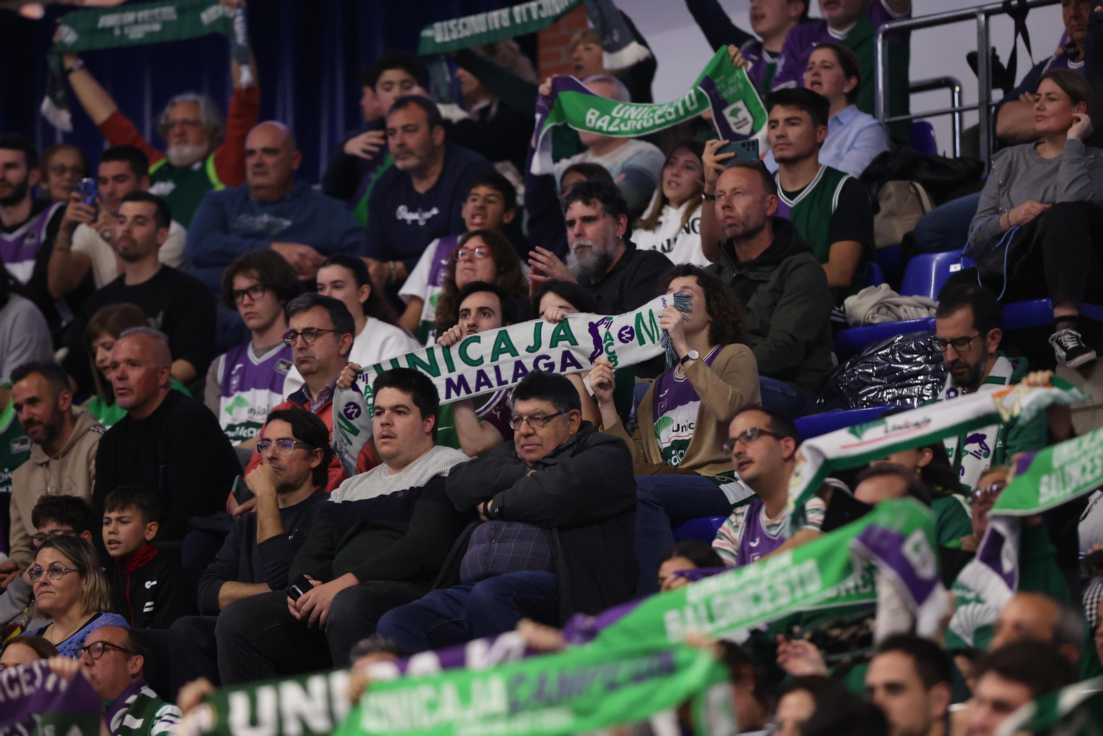 Búscate en las gradas del Carpena en el Unicaja - Básket Girona