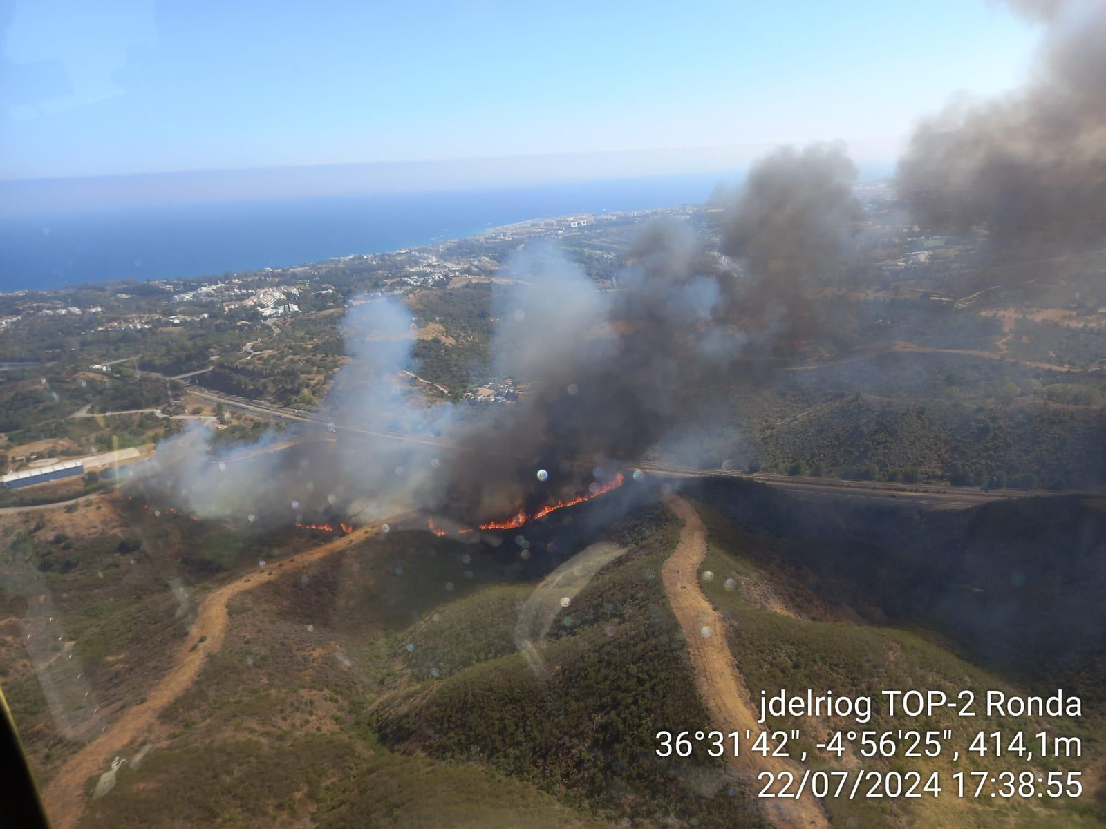 Incendio forestal declarado en el paraje Nagüeles, en Marbella. Incendio forestal declarado en el paraje Nagüeles, en Marbella.