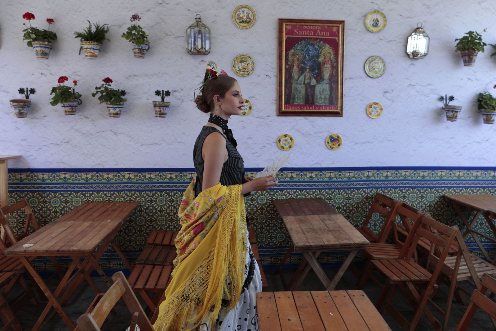 Ofrenda floral a Santa Ana de la asociación Qlamenco para rematar la Velá, todas las imágenes
