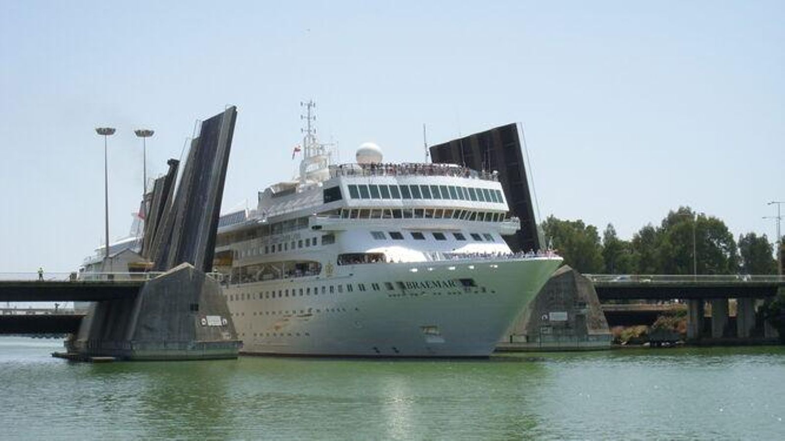 Imagen de archivo del Puente de las Delicias