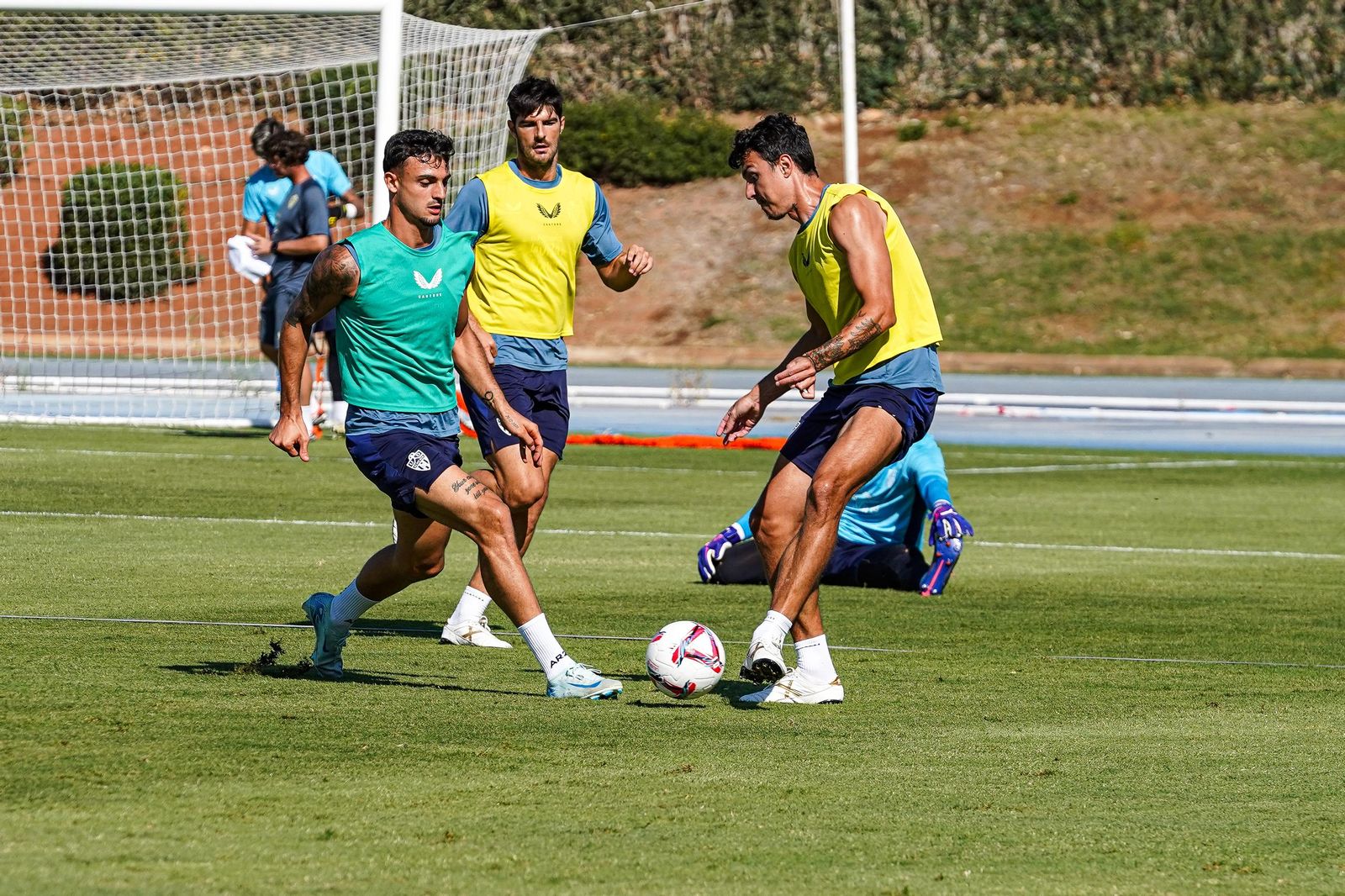 Pubill causó baja ante Levante y Burgos por un esguince en la rodilla izquierda