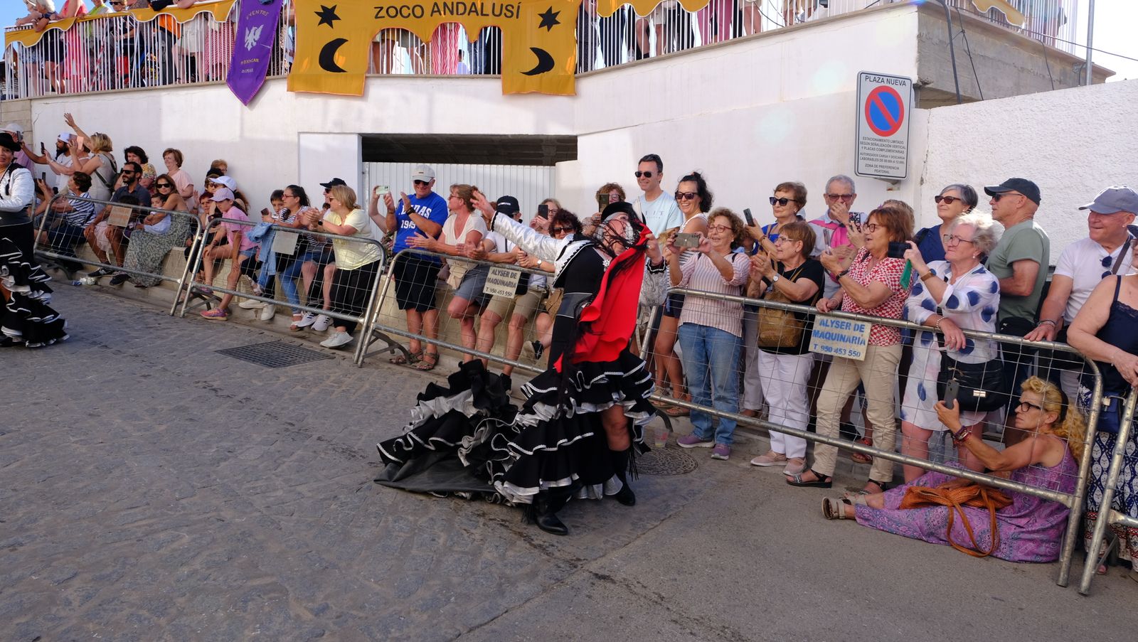 El espectacular desfile de Moros y Cristianos de Mojácar, en imágenes