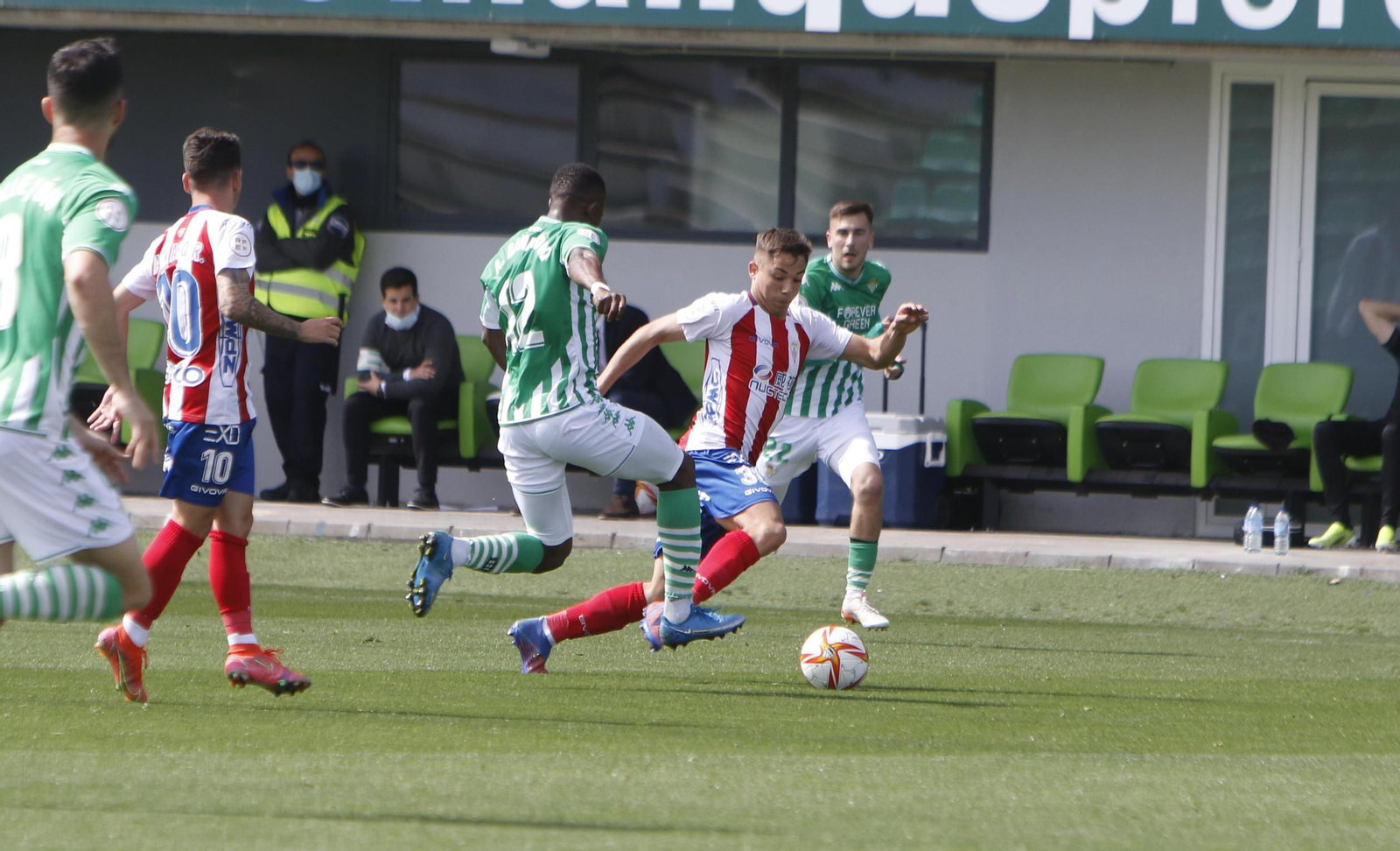 Las mejores fotos del Betis Deportivo - Algeciras CF