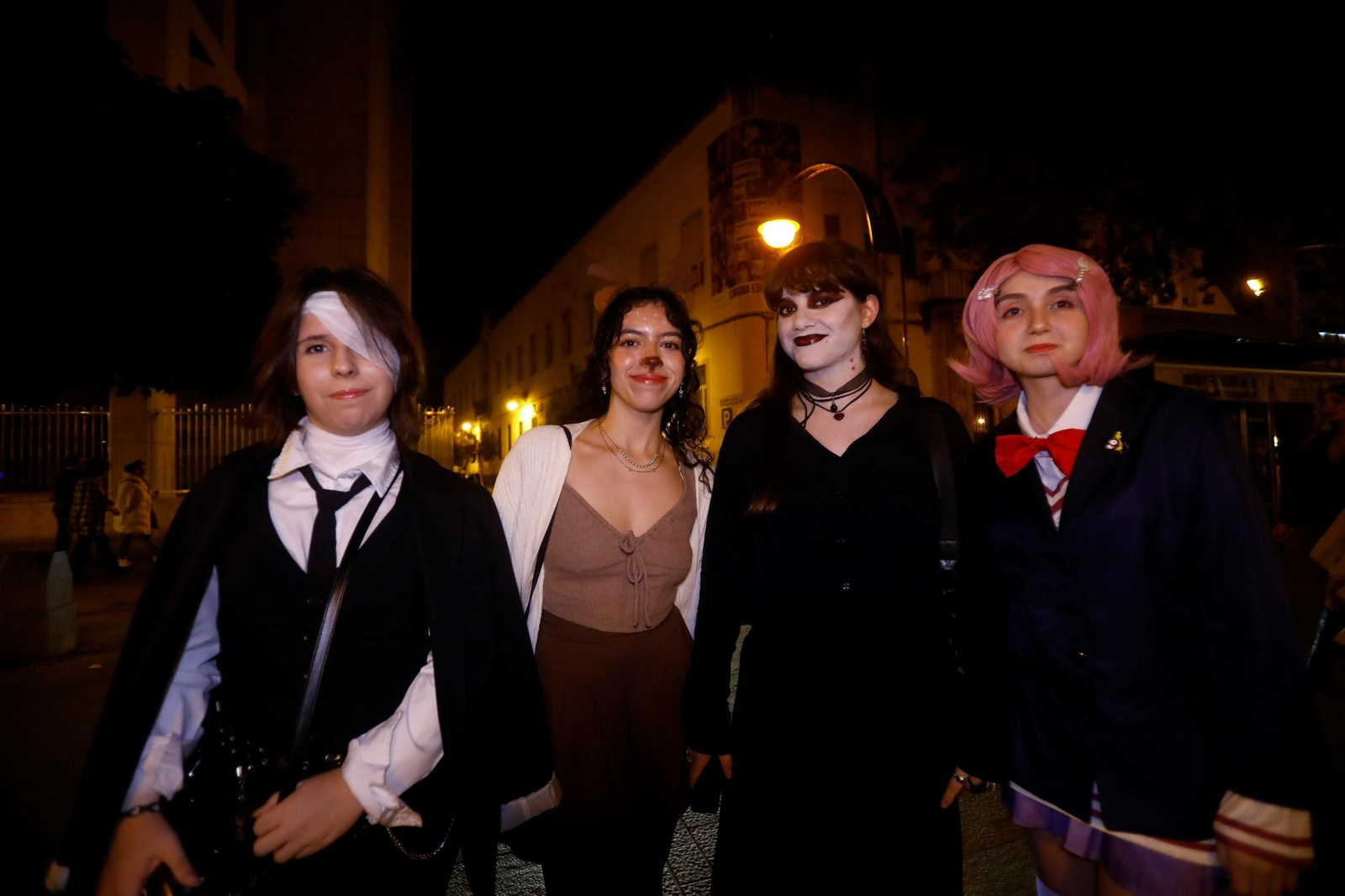 Halloween llena las calles de Córdoba de terror y mucha fiesta