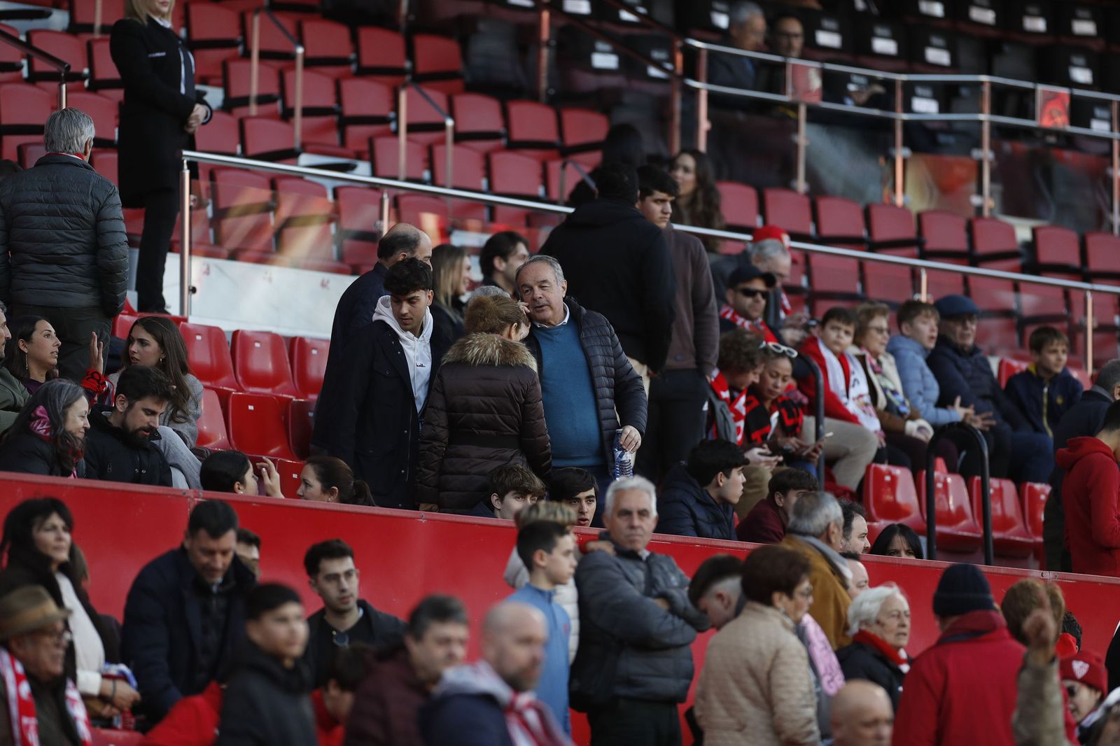 Búscate en las fotos del Sevilla FC - Alavés