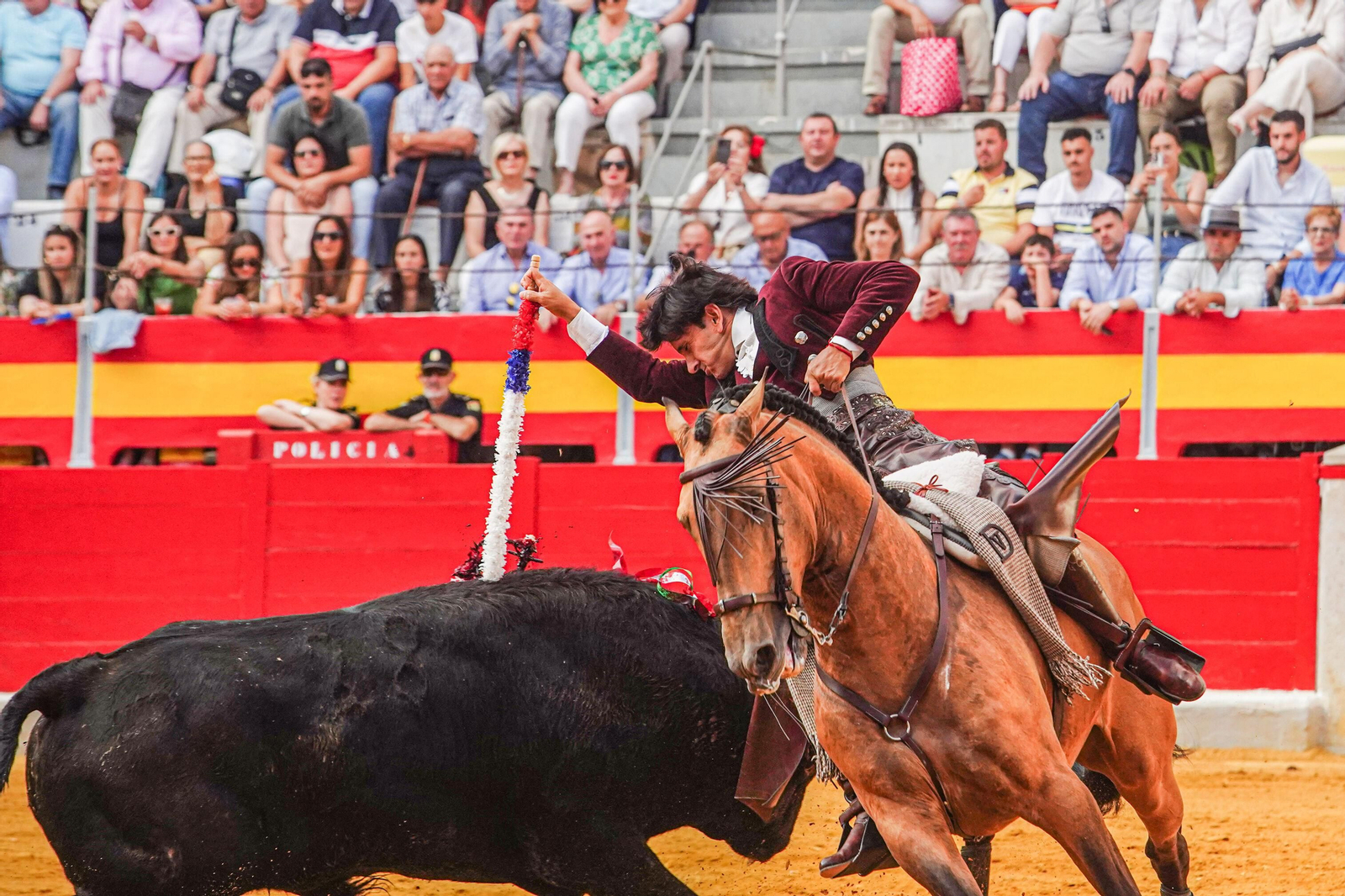 Una gran tarde de rejoneo, en imágenes