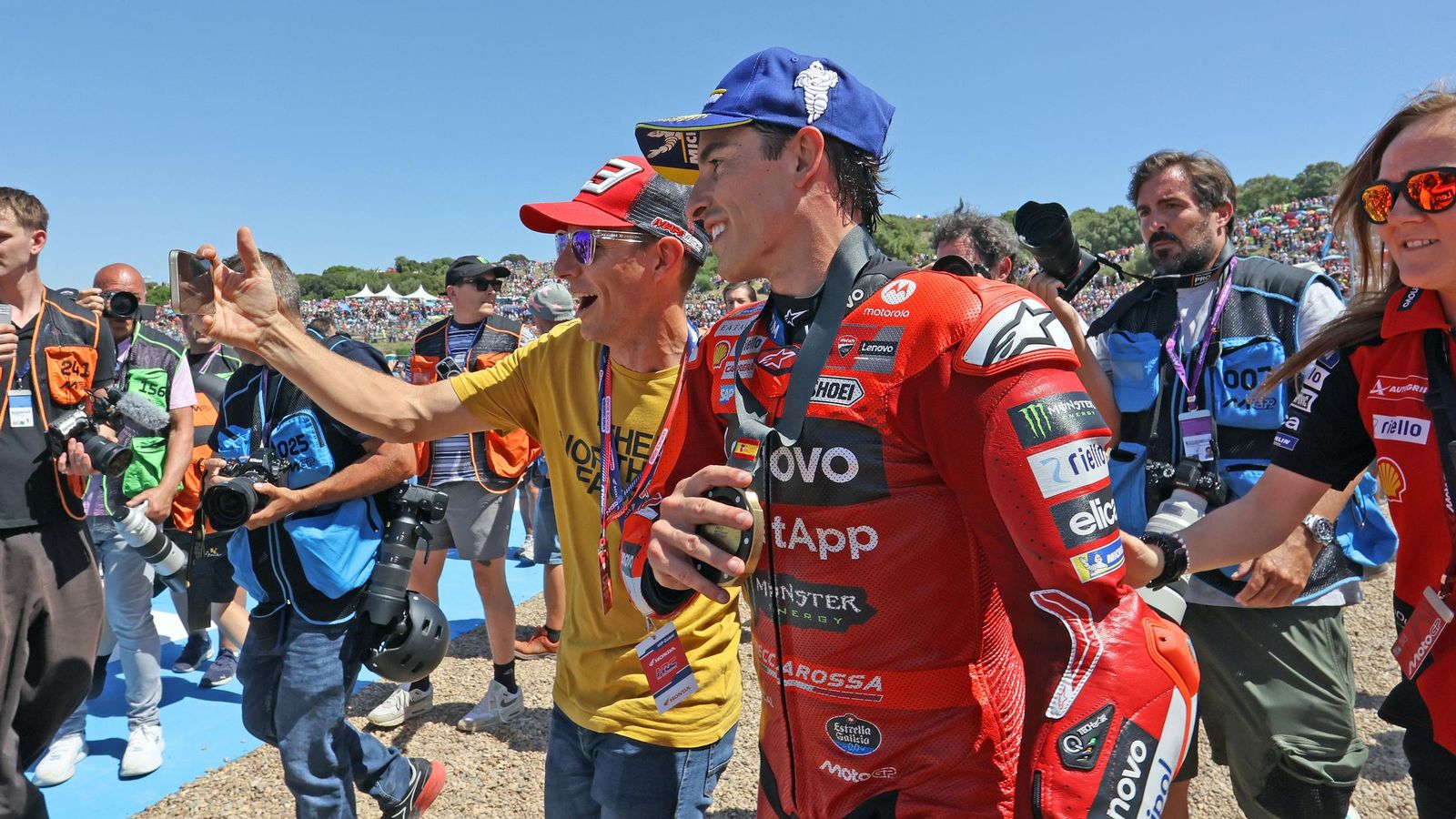 Imágenes de la Carrera Sprint y los entrenos de MotoGP en el Gran Premio de España en el Circuito de Jerez - Ángel Nieto