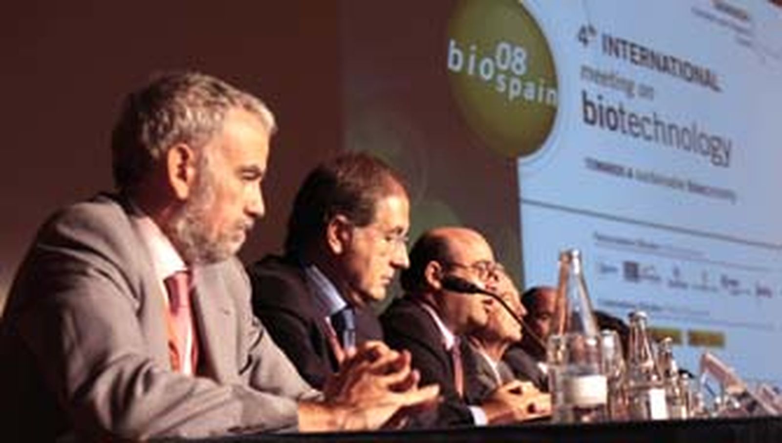 Biospain se clausura en Granada como una "óptima plataforma" de encuentro de la investigación pública y privada de España