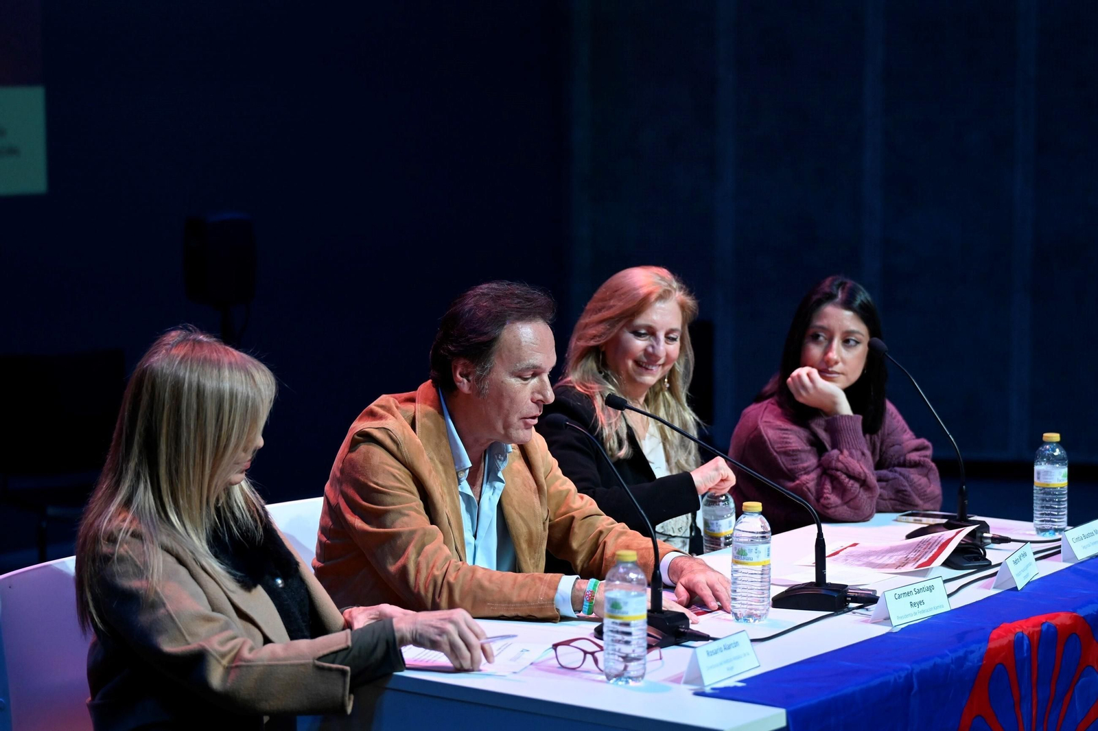 Acto de la Federación de Mujeres Gitanas Kamira en el C3A de Córdoba