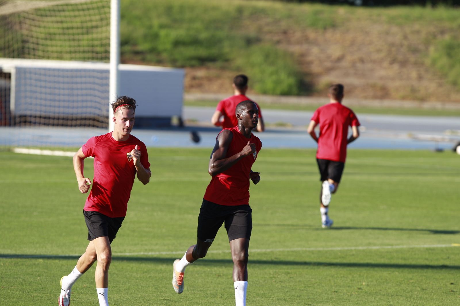 Imágenes del primer entramiento de la U.D. Almería en la Liga Santander, temporada 2022-2023