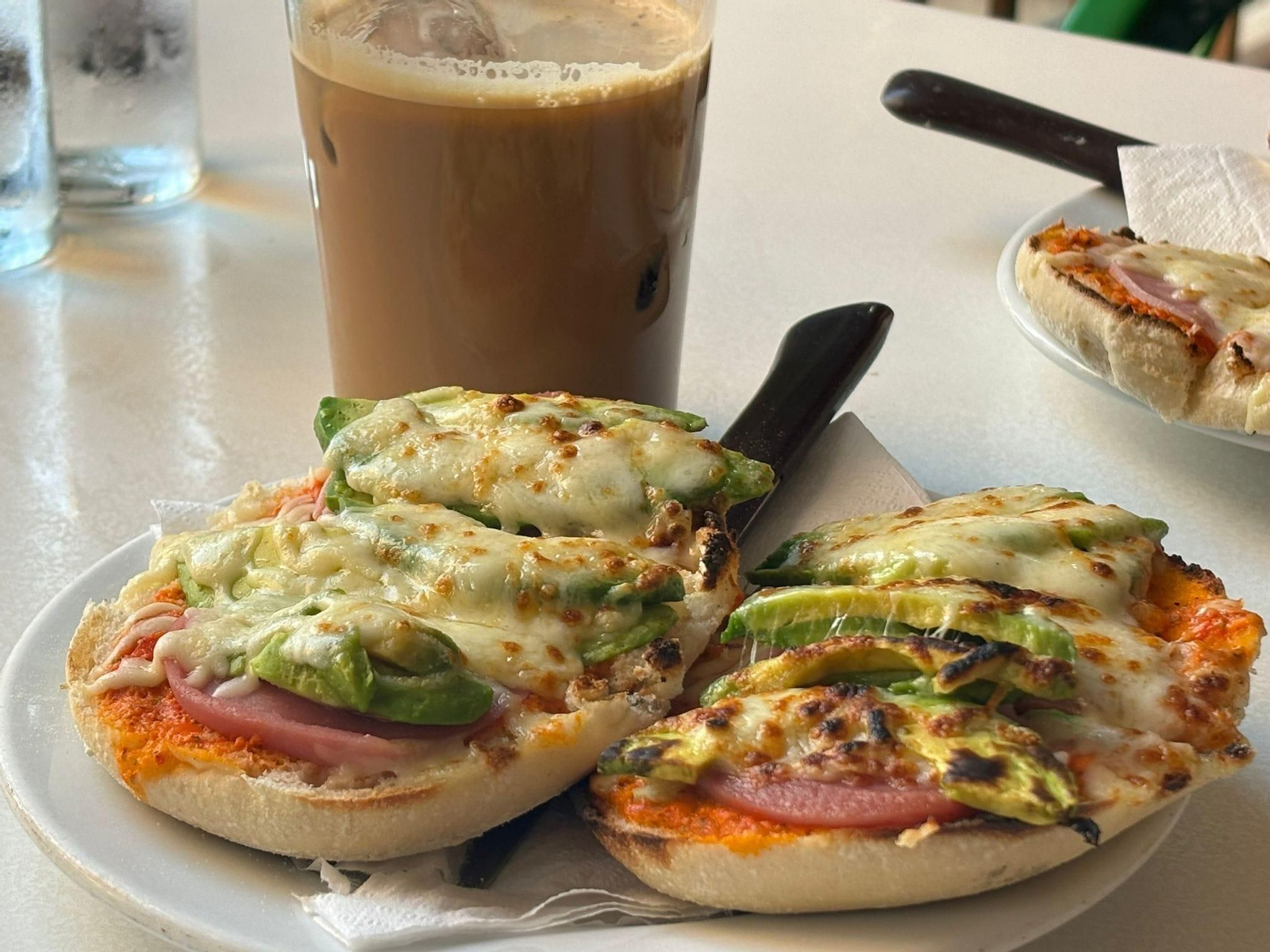 Desayuno del Bar Centro, en Algeciras.